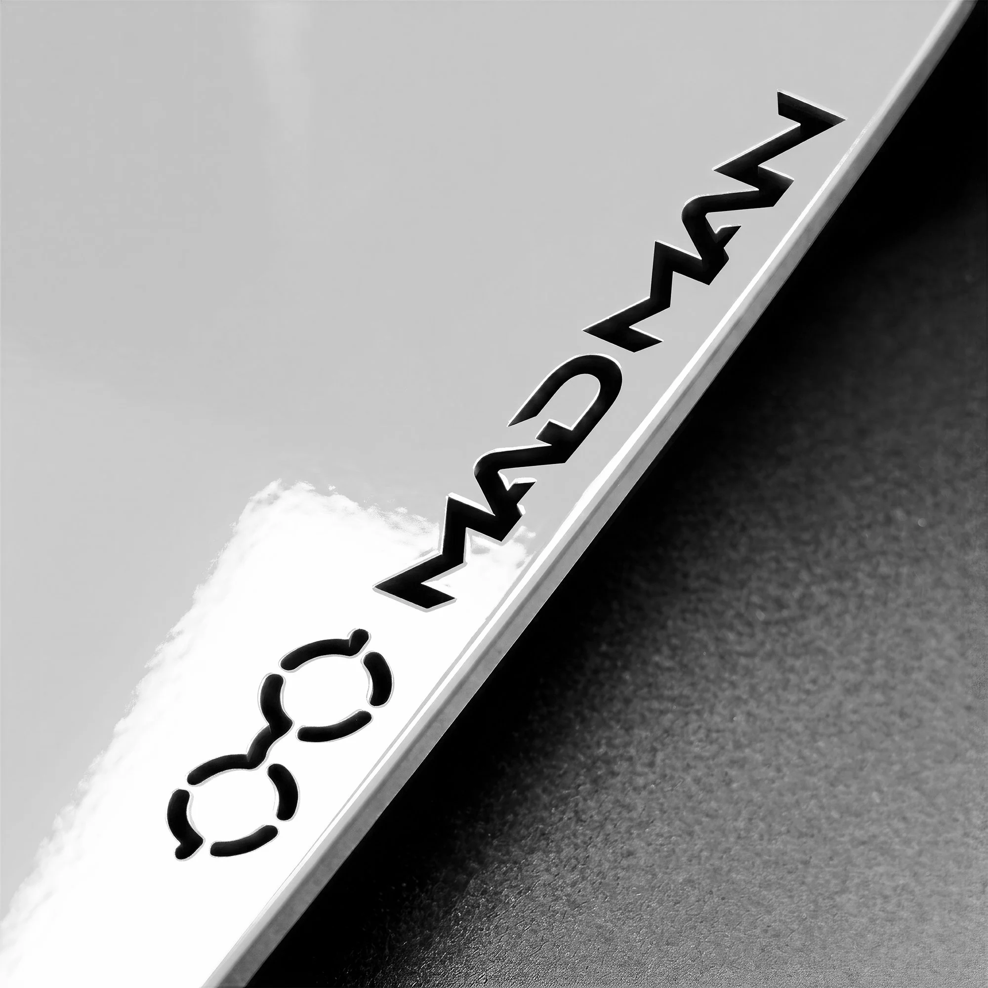 MADMAN_ALLOY__0011_Gloss White.jpg (Copy) (Copy)