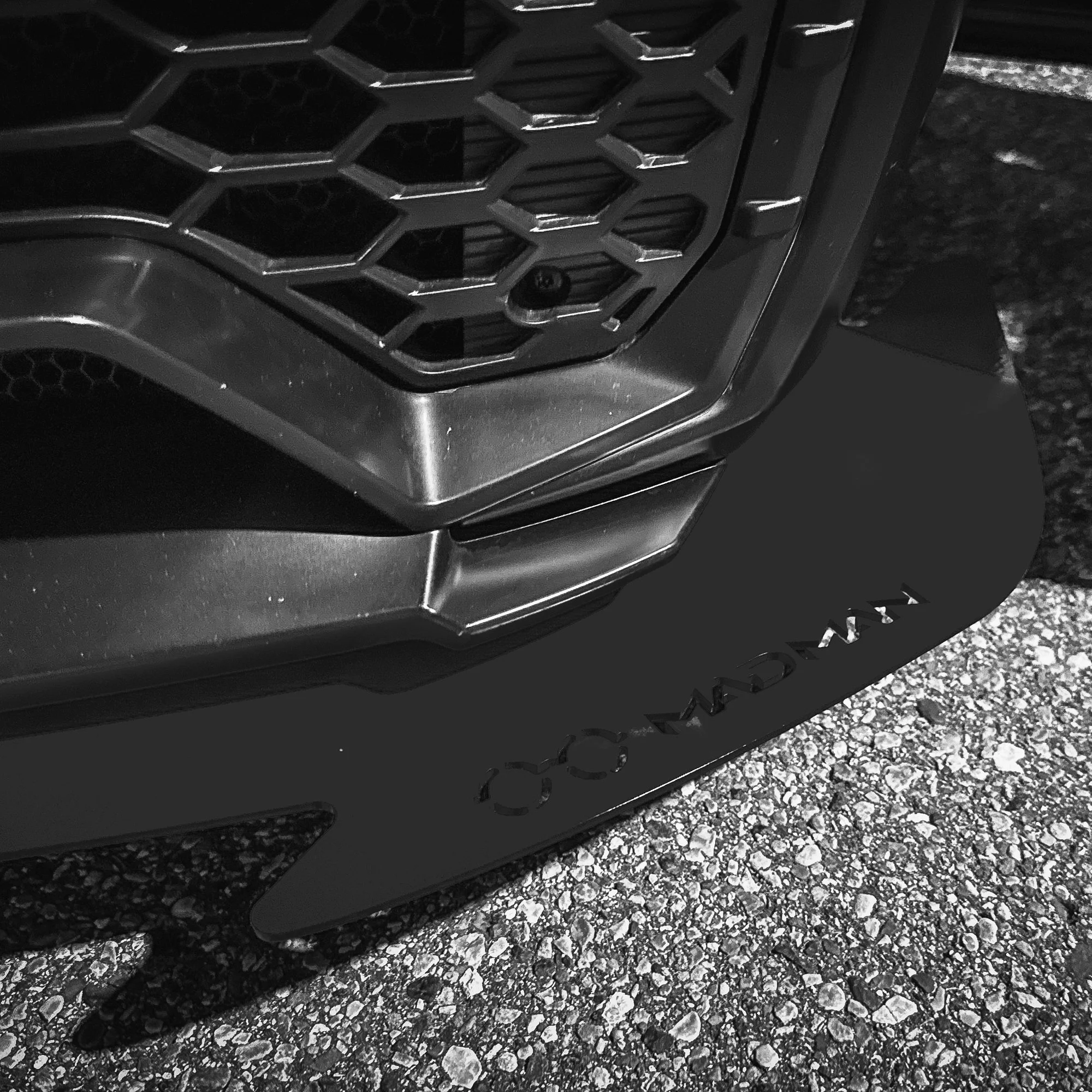 VANGUARD F3 _0000_GLOSS BLACK.jpg
