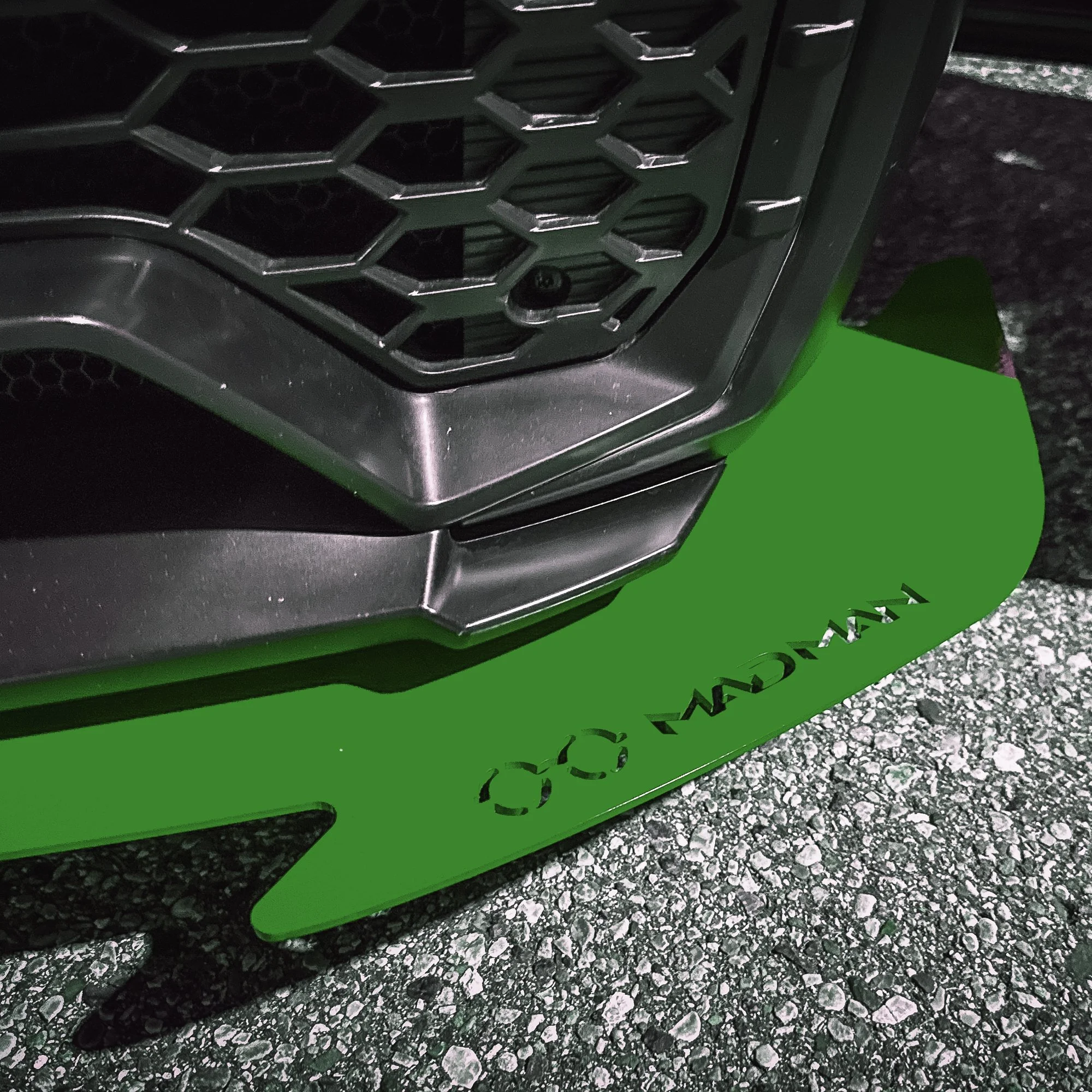 VANGUARD F3 _0009_GLOSS GREEN.jpg