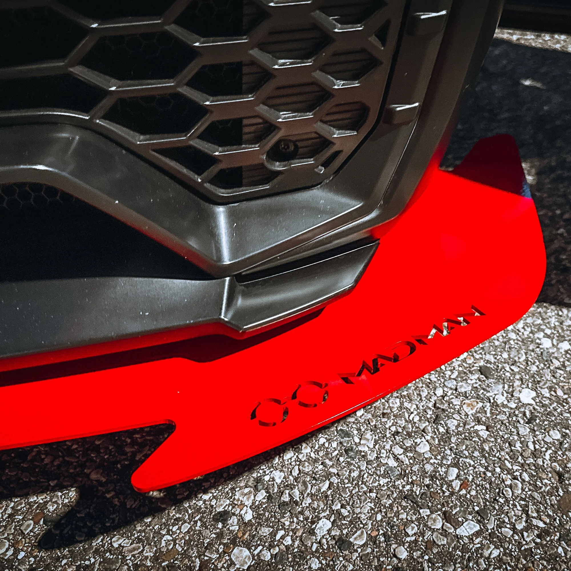 VANGUARD F3 _0013_GLOSS RED.jpg
