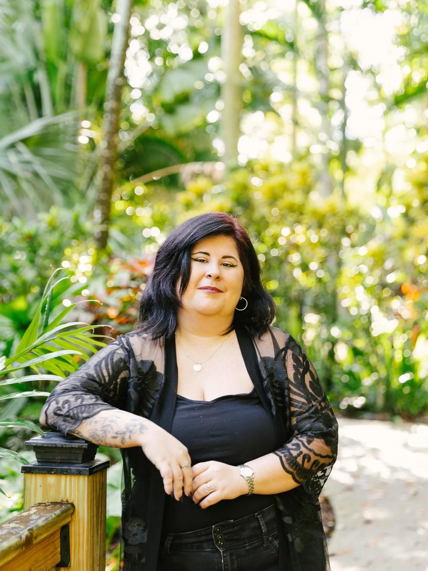 i&rsquo;ve given up on writing. 

thats it. that&rsquo;s the headline. 

and i dont feel the need to explain why. 

and for once, I AM HAPPY. 

i am happy im not forcing myself to write. 

happy to read words that mean more or show more than i could 