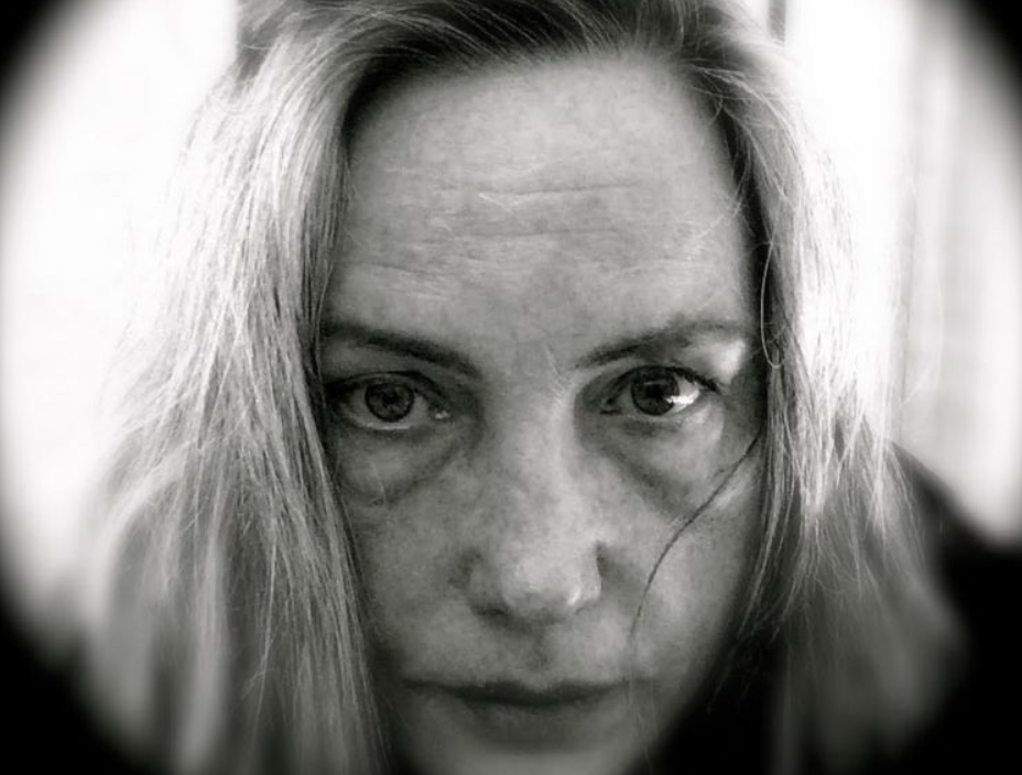 How Art Rescues The Artist: An Interview with Artist Rebecca Pyle | JuxtaProse Blog