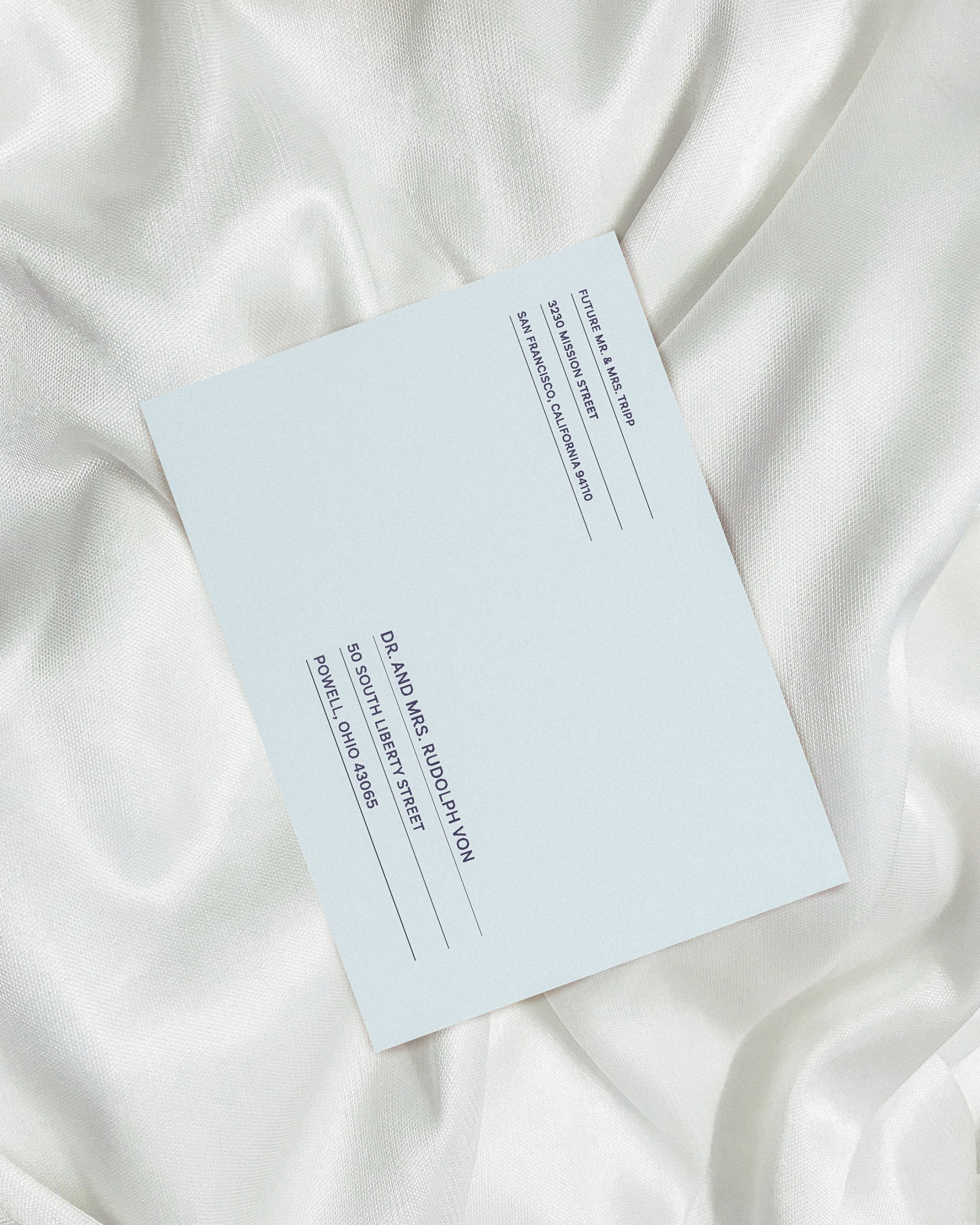 voyage_mockup_save-the-date_envelope.jpg
