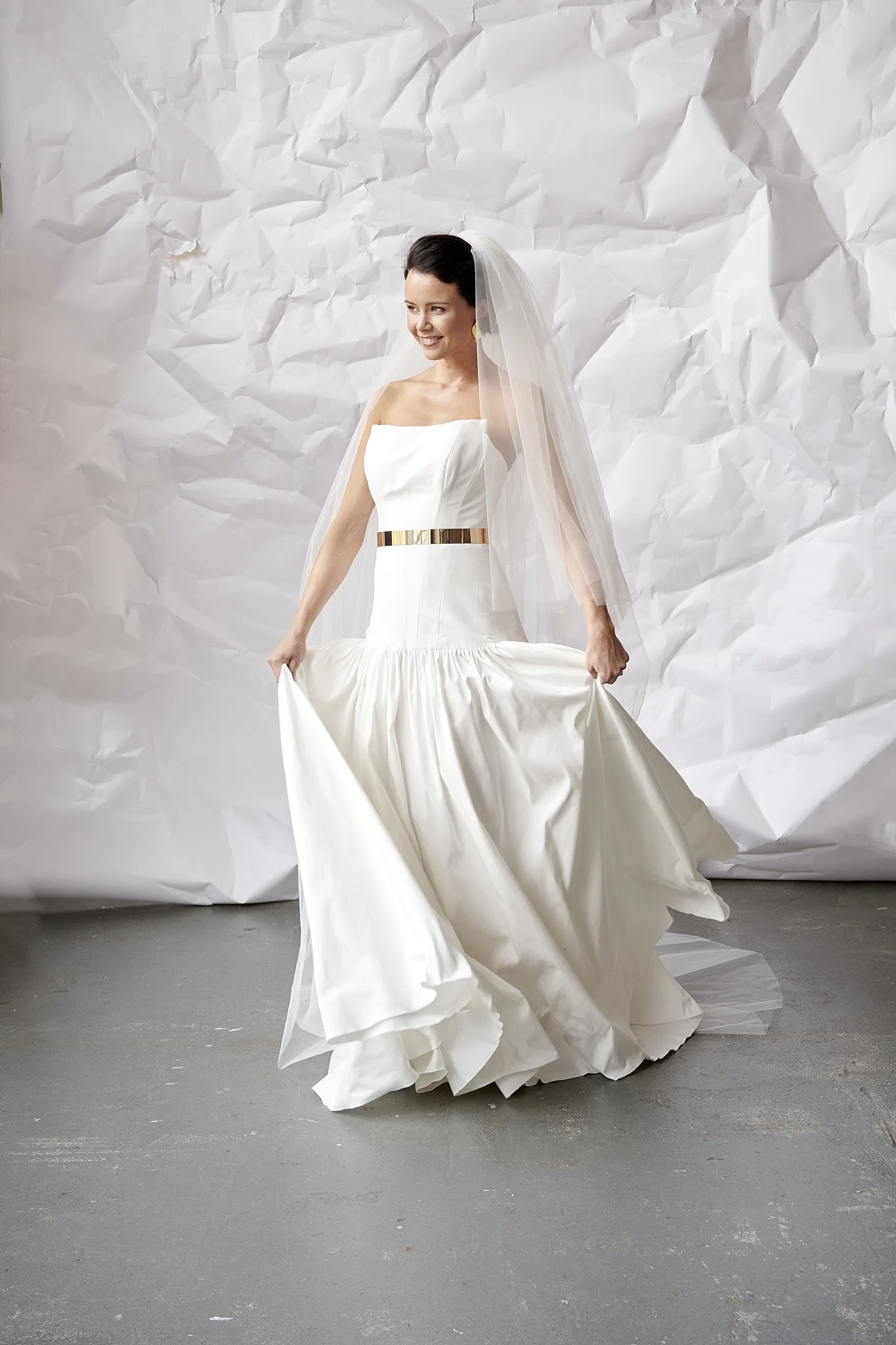 kia brudekjole side med drop waist