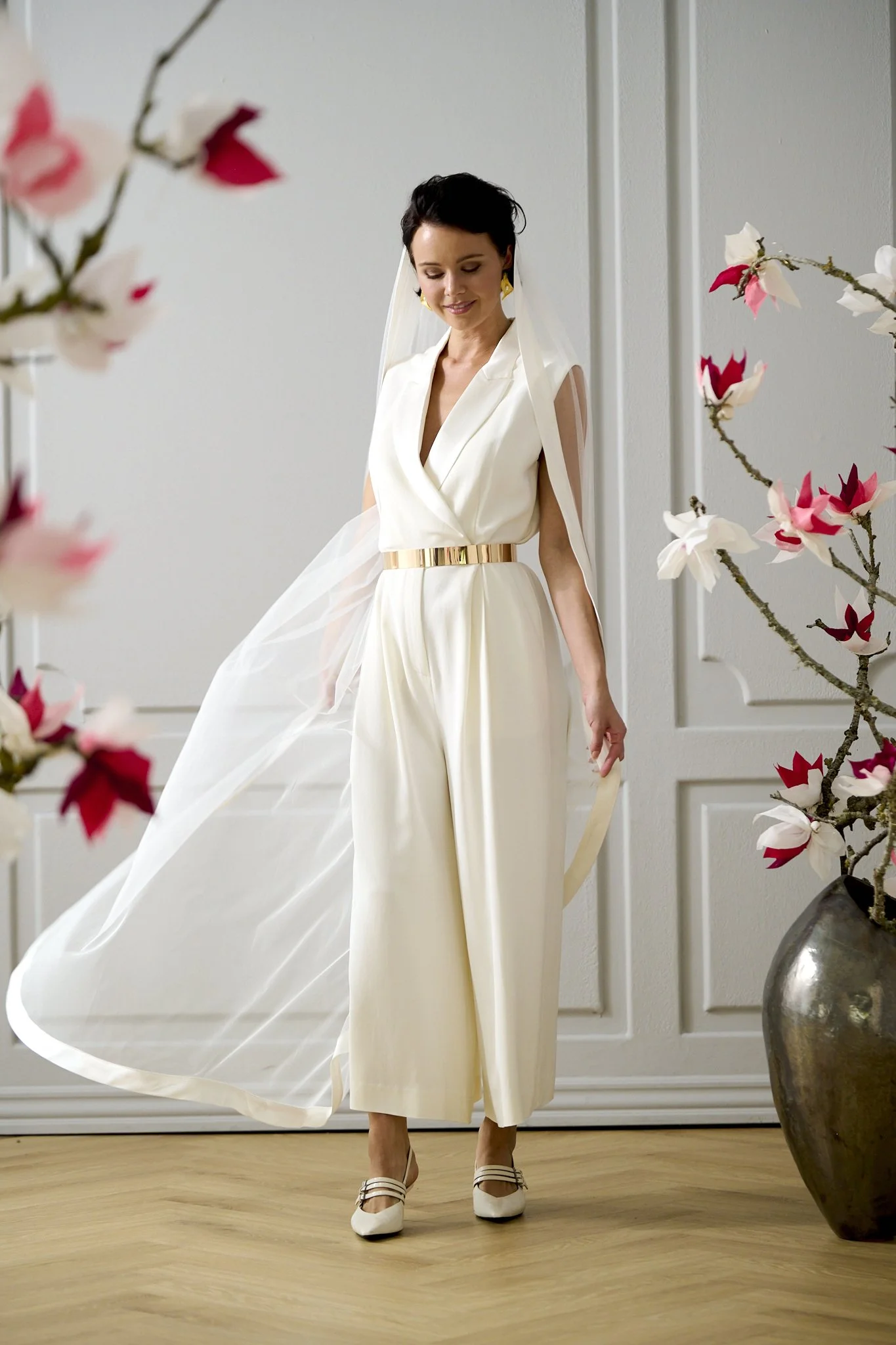 sol brudejumpsuit side med brede ben
