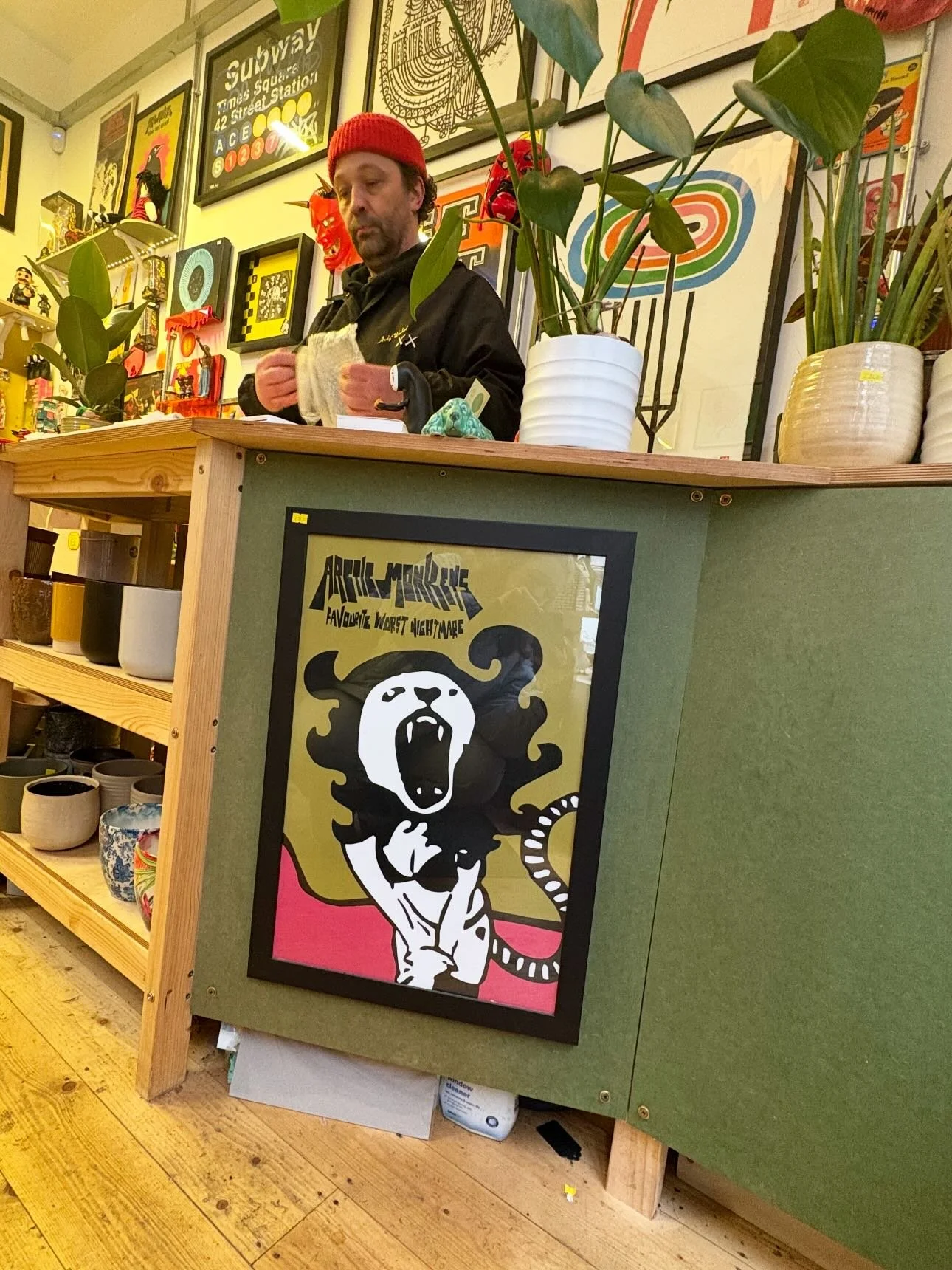 New Arctic Monkeys music is officially here! If you&rsquo;ve forgotten just how good they are, you can listen to it now.

And if you want to deck your walls with some AM themed artwork from two of Sheffield&rsquo;s finest independent shops, we&rsquo;