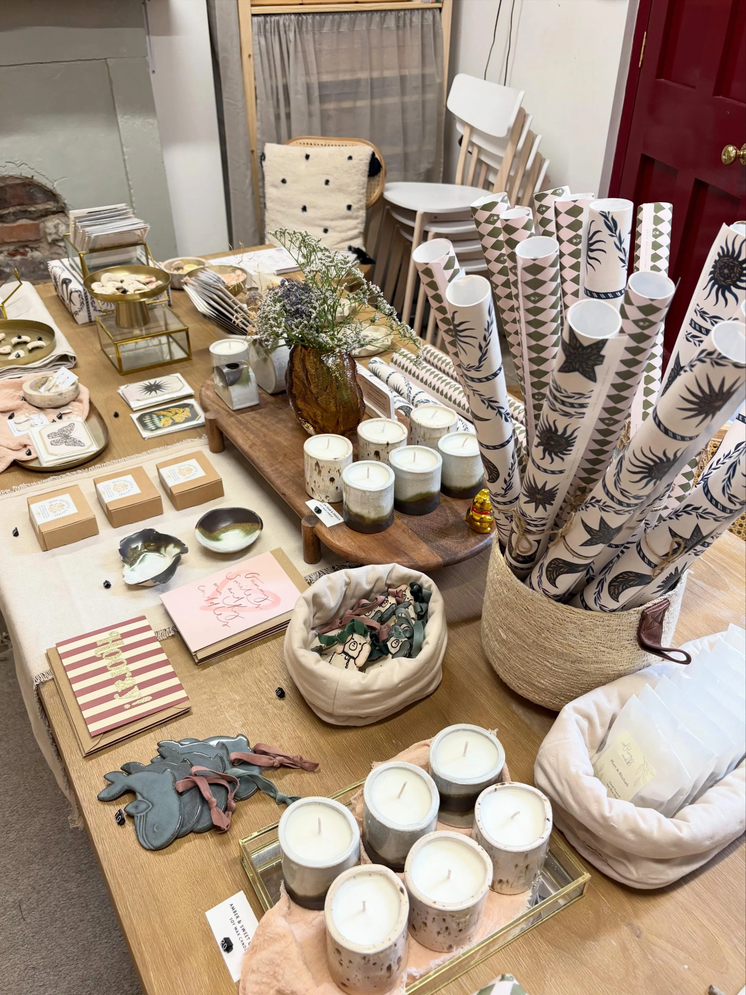 Loads of beautiful new products have just landed at @earth_paper_fibre 🌿

Perfect excuse for a little browse this weekend ✨
