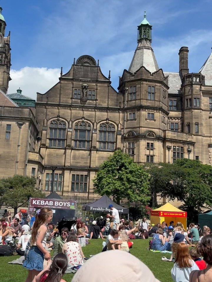 Sheffield, we hope you&rsquo;re all enjoying this bank holiday heatwave because we definitely are ☀️

If you&rsquo;re in town today enjoying the @sheffoodfest, grabbing drinks on Fargate, or heading to Pound&rsquo;s Park, come and check us out, we&rs