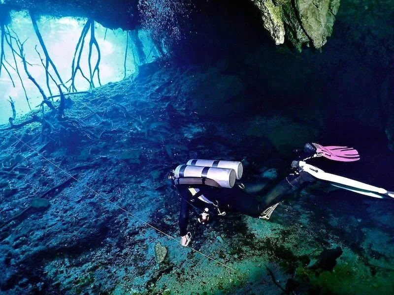 Carwash cenote diving in Tulum