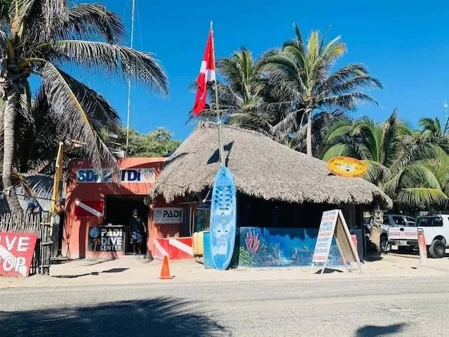 Mexidivers dive shop in tulum beach mexico