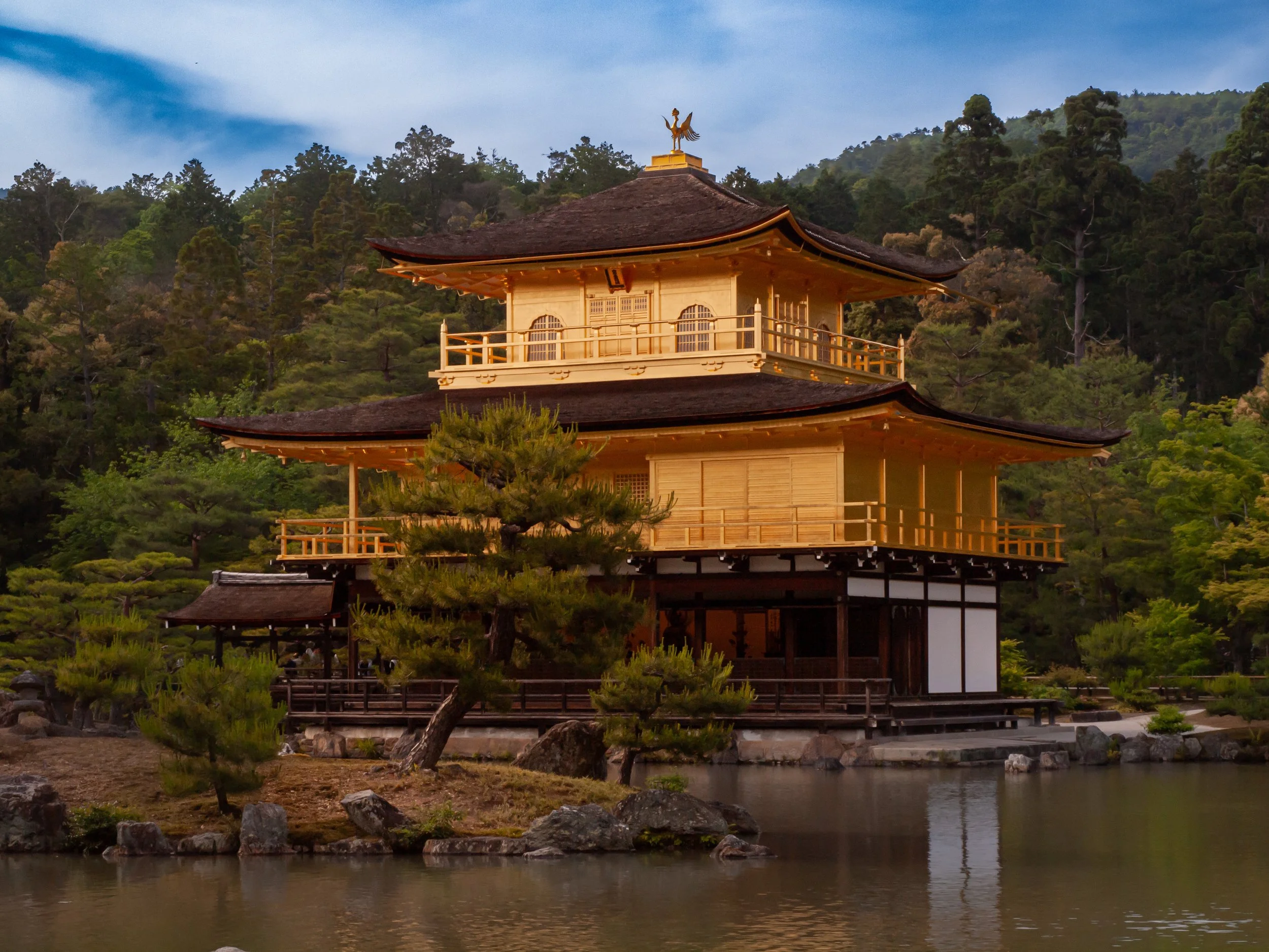 Il Suono e lo Specchio d'Acqua