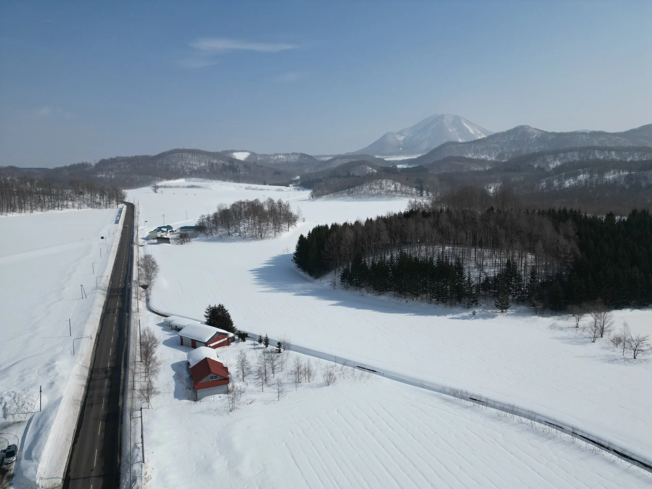 Road next to the cottages