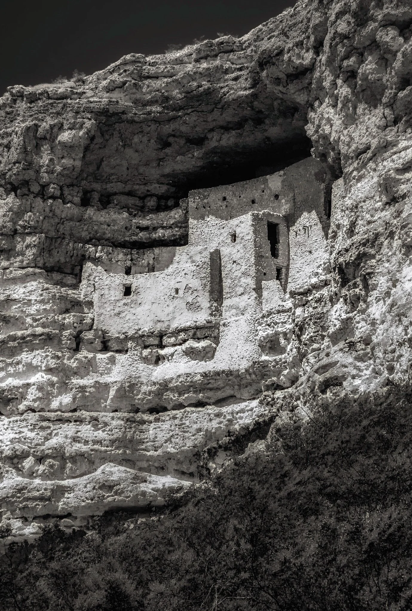 MONTEZUMA'S CASTLE: A QUICK ARIZONA ROADSIDE DISCOVERY