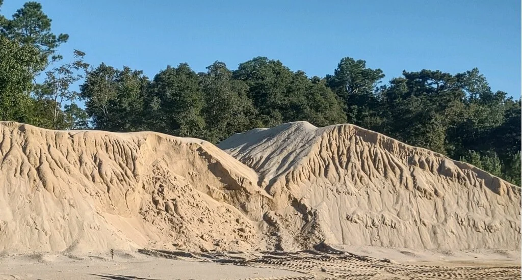 dump truck services sand.jpeg