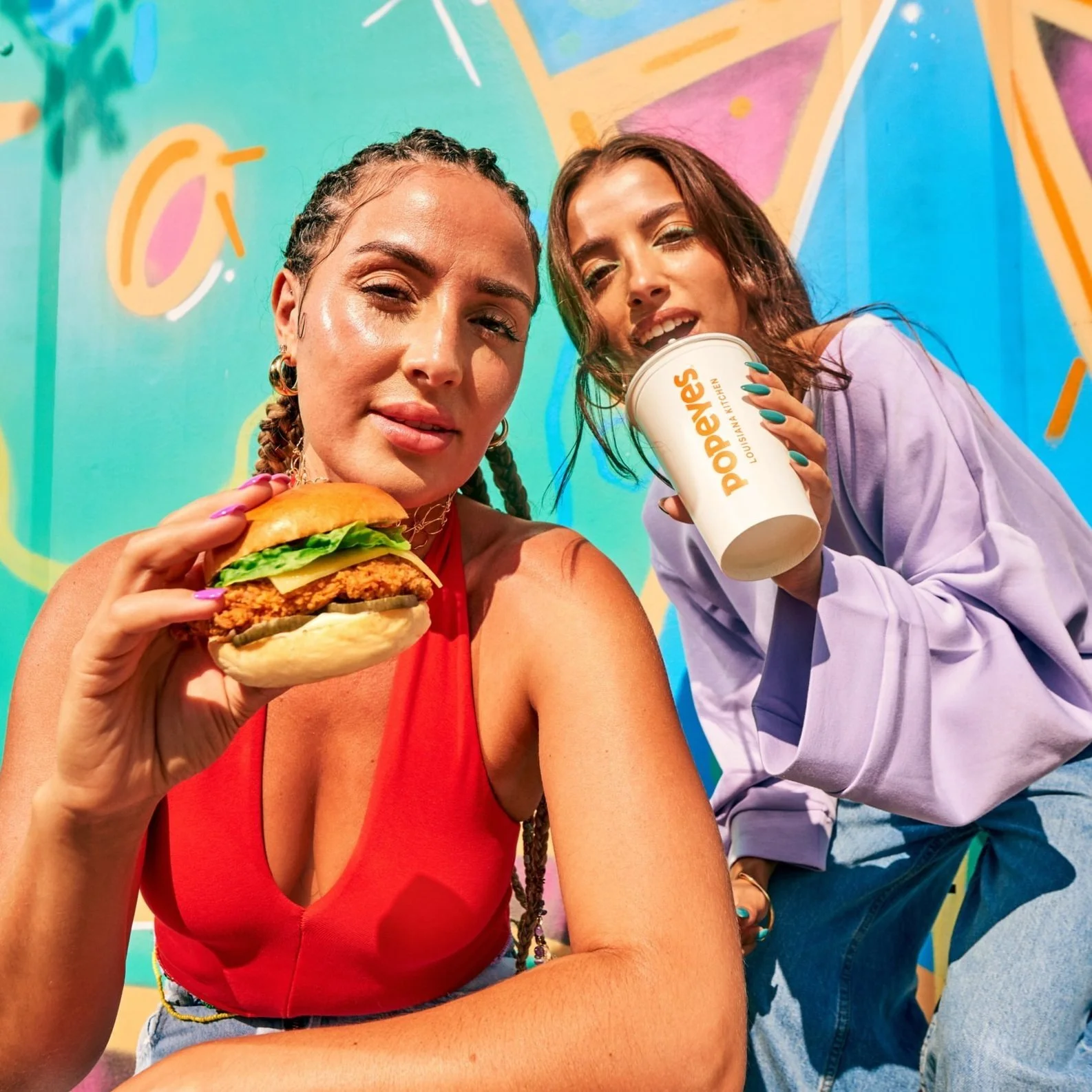 POPEYES_DAY_02_SHIRIEE_NIA_BURGER_172 - Large.jpg