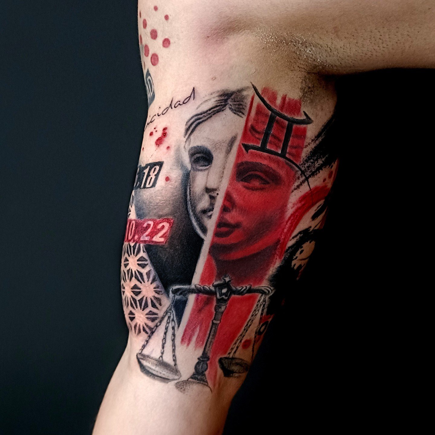 ABSTRACT❤️

#tattoo #ink #trashpolka #horoscope #abstractart
