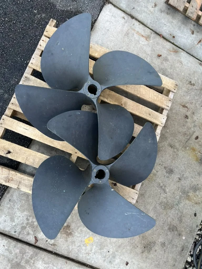 Prop 4 Blades Nibral, 32 DIA, 49 Pitch, R+L ROT, 2-3/4"