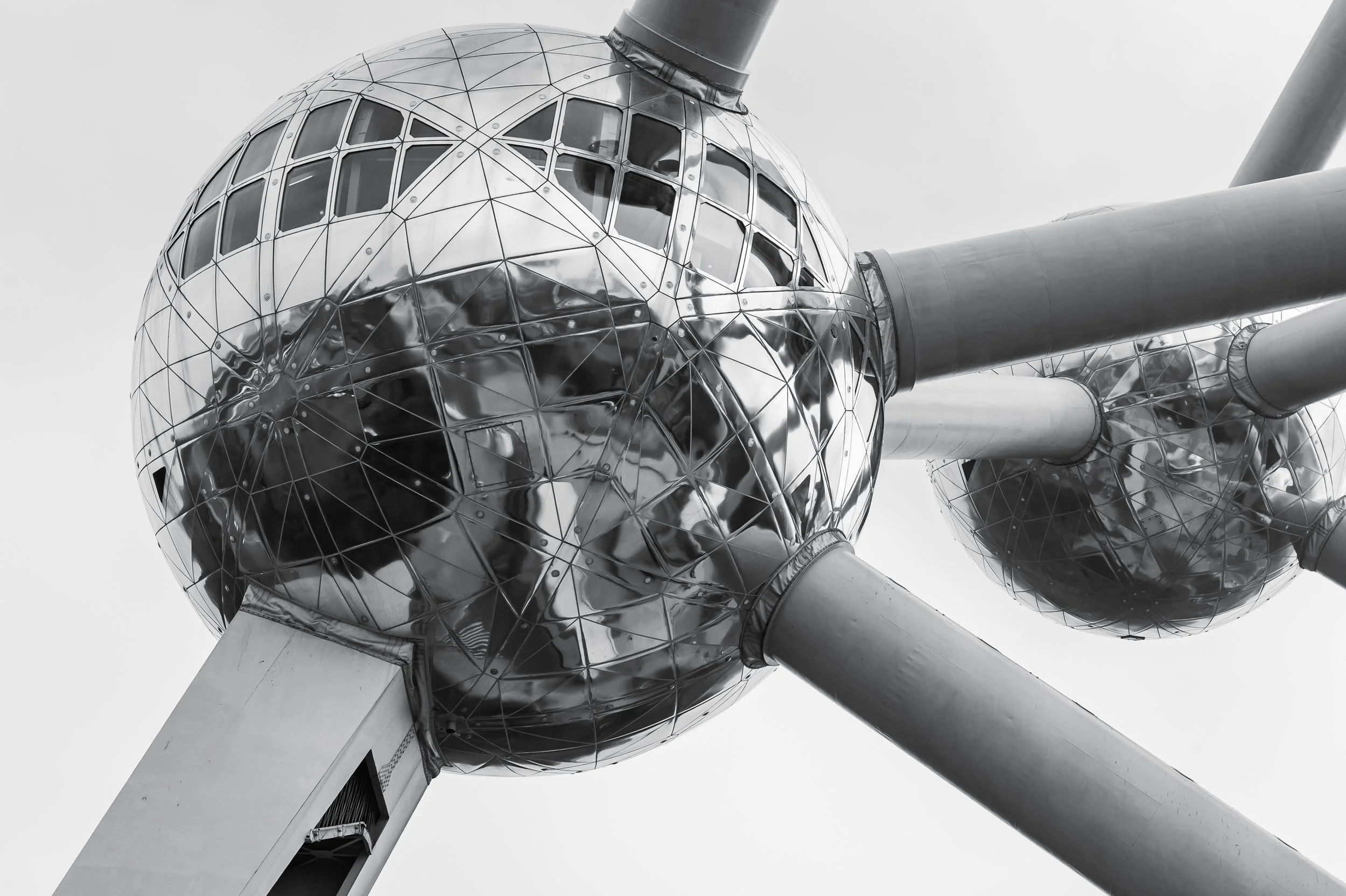 Atomium Bruksela Architektura_2.jpg