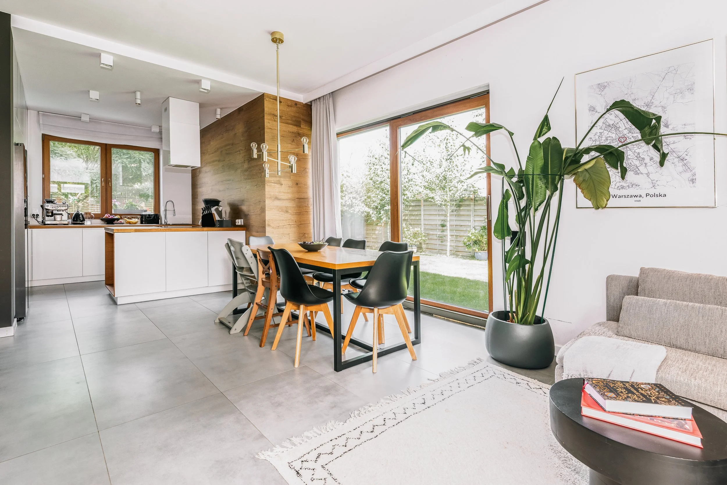 Dom Warszawa_3.jpg