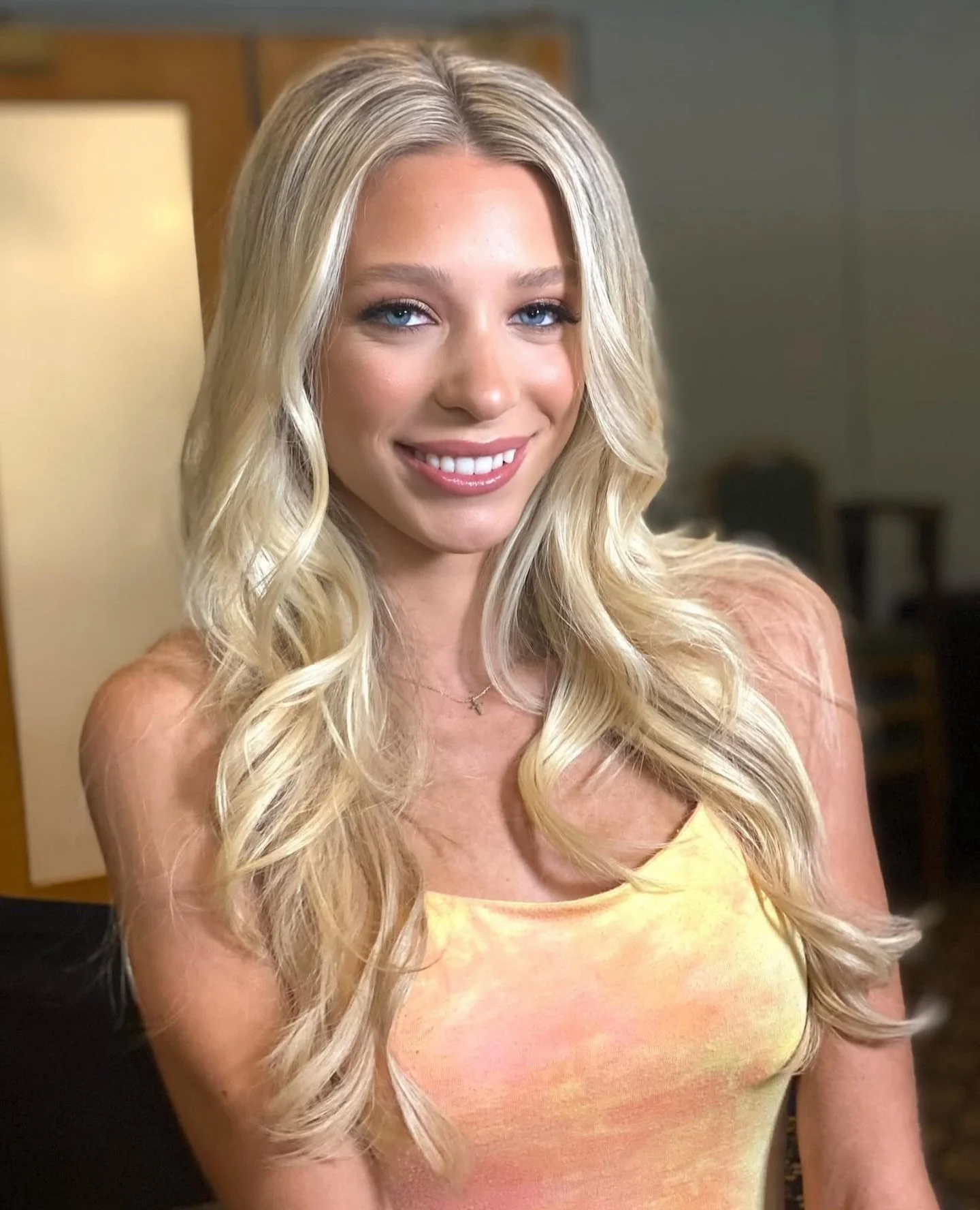 This week being @missusa has me reminiscing on this unforgettable day 🤍

It was such a joy glamming @louschieffelin &mdash; your light shines inside and out

Cheering you on as you take the Miss USA stage tonight ✨

#missusa2025