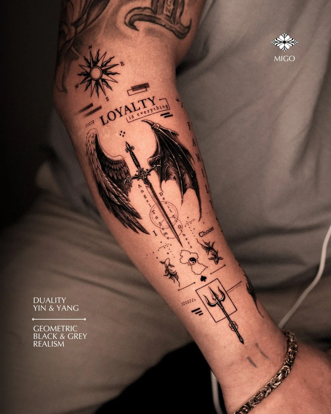 Beautiful outer sleeve by our Geometric B&amp;G artist @migo.tattoo 👼⚔😈

Migo creates your ideas and values into an artistic concept.
DM him today to get your tattoo.