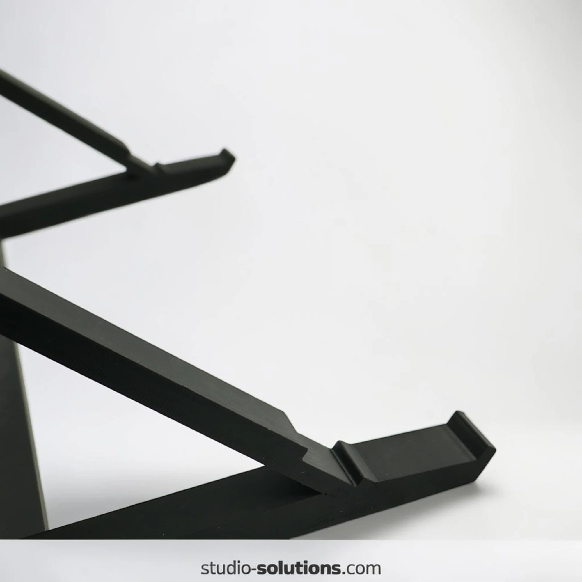 korg-monologue-xd-45-degree-desktop-synth-stand-studio-solutions-empty-stand-front-view.jpg