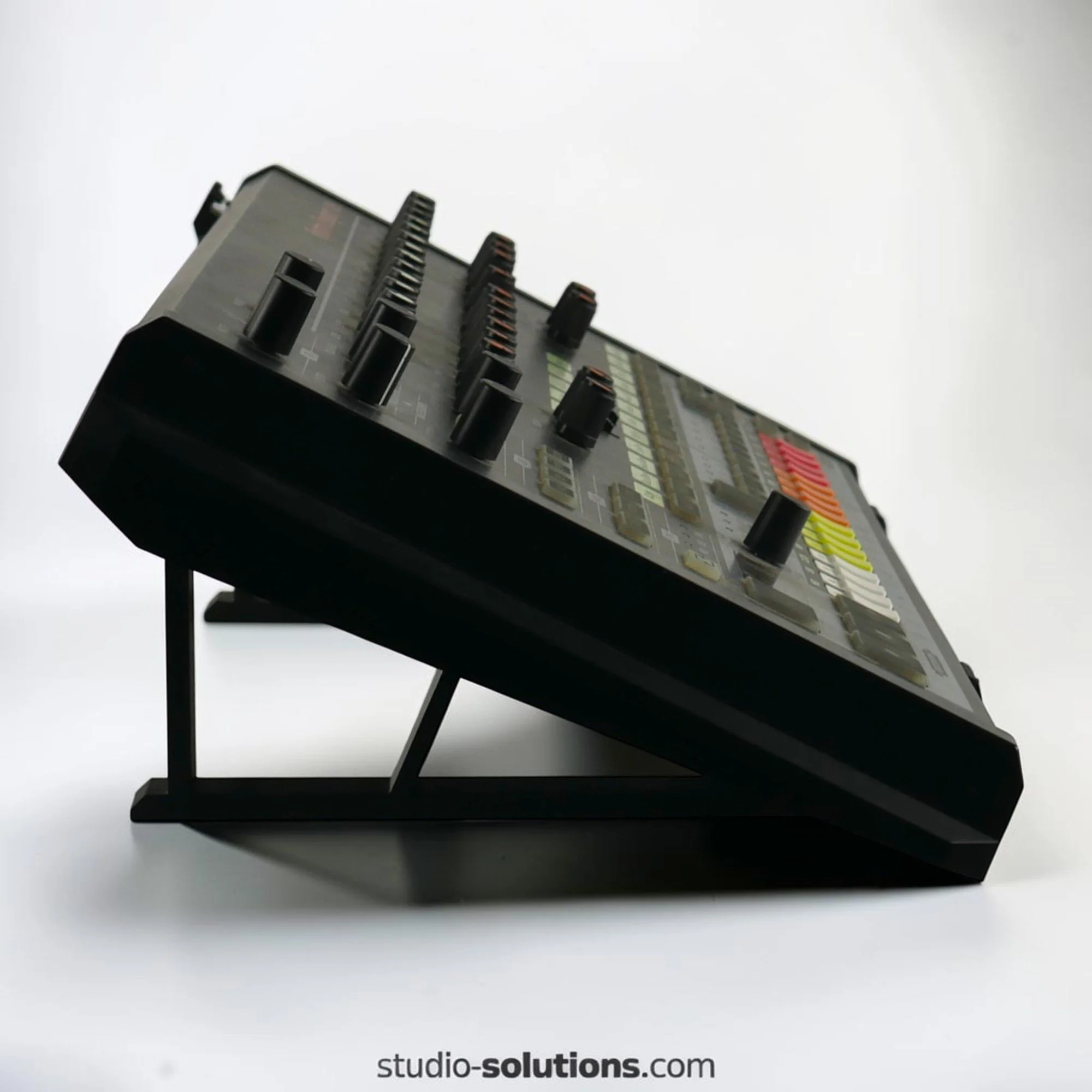 behringer-rd-8-22-degree-desktop-drum-machine-stand-studio-solutions-empty-stand-rear-view.jpg