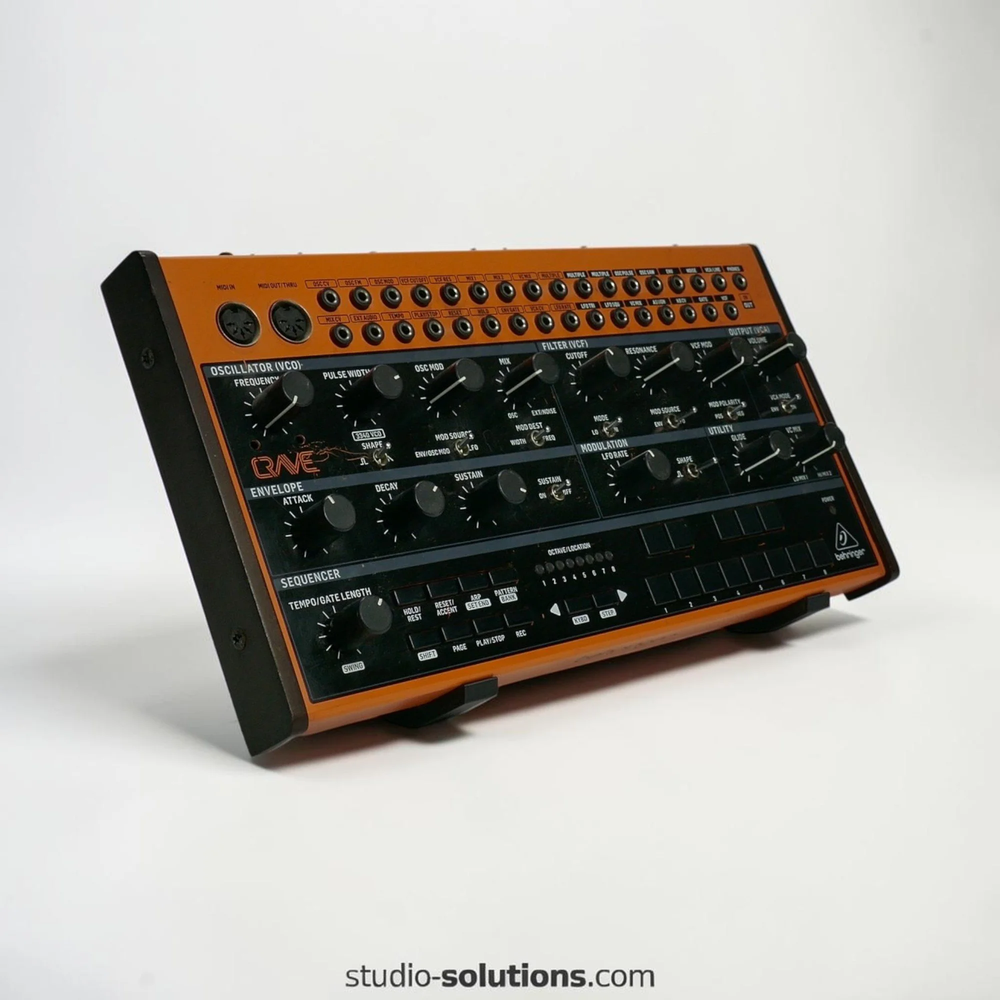 Behringer Crave Edge Spice Stand 60° Desktop Semi Modular Synth Stand (2).jpg