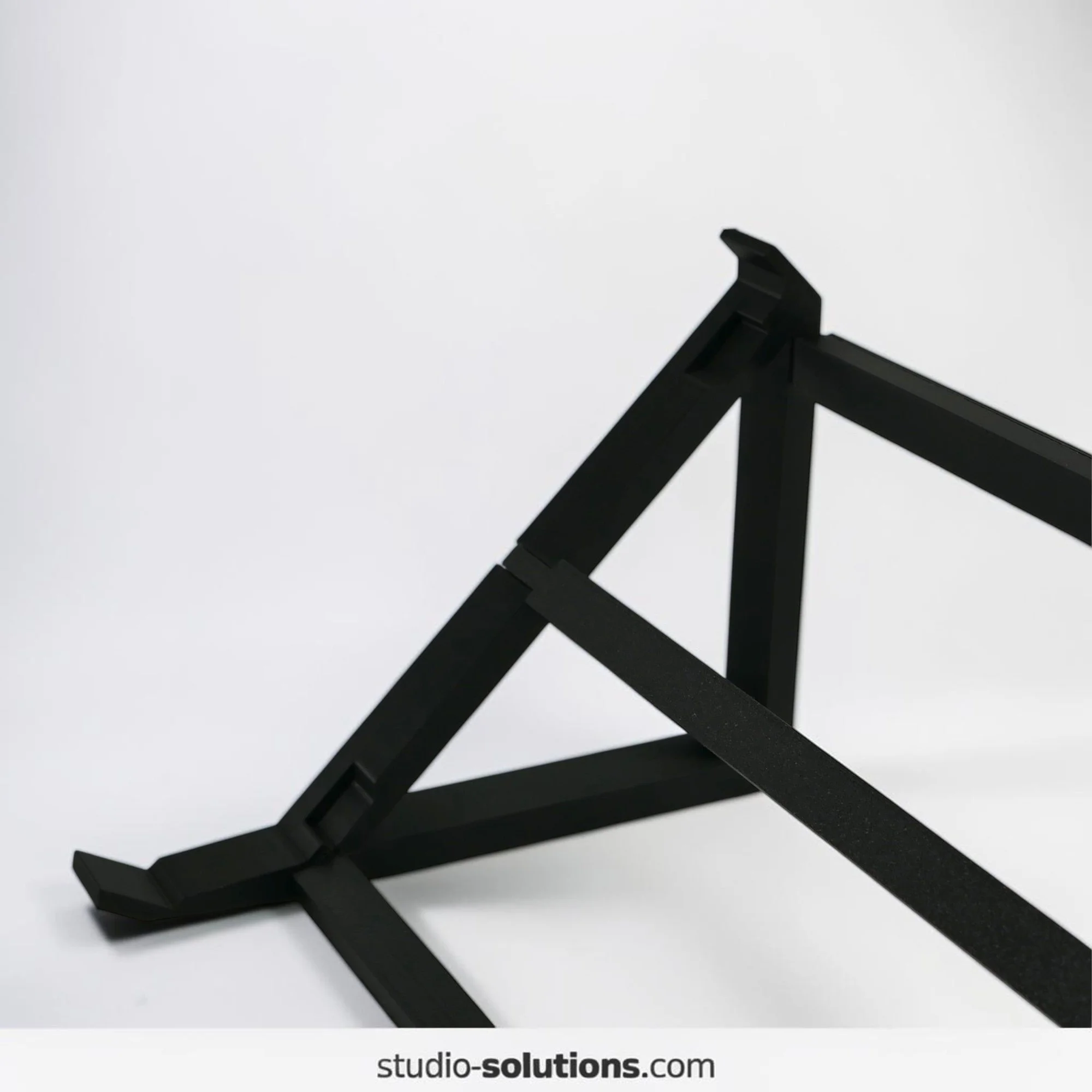 korg-drumlogue-45-degree-desktop-stand-stand-frame-close-up-studio-solutions.jpg