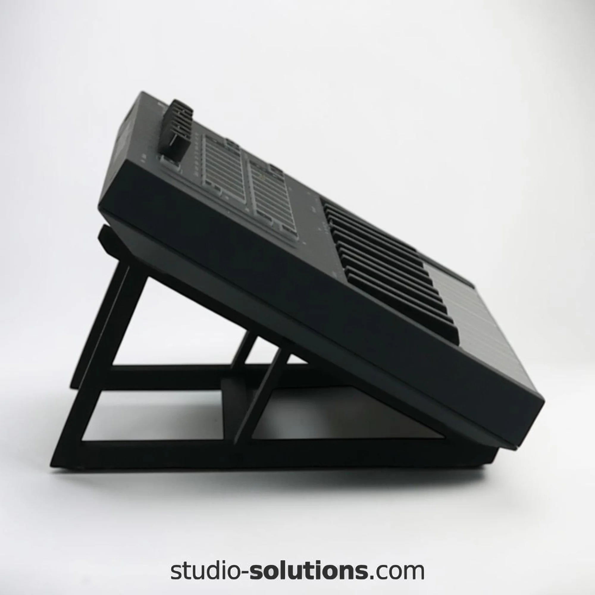 Novation FLkey Mini 30-Degree Desktop Stand.jpg