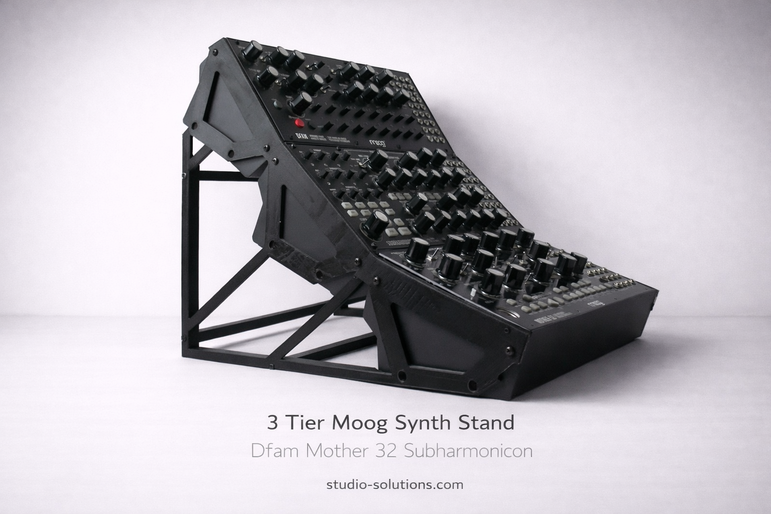 01-moog-equipment-hero.png