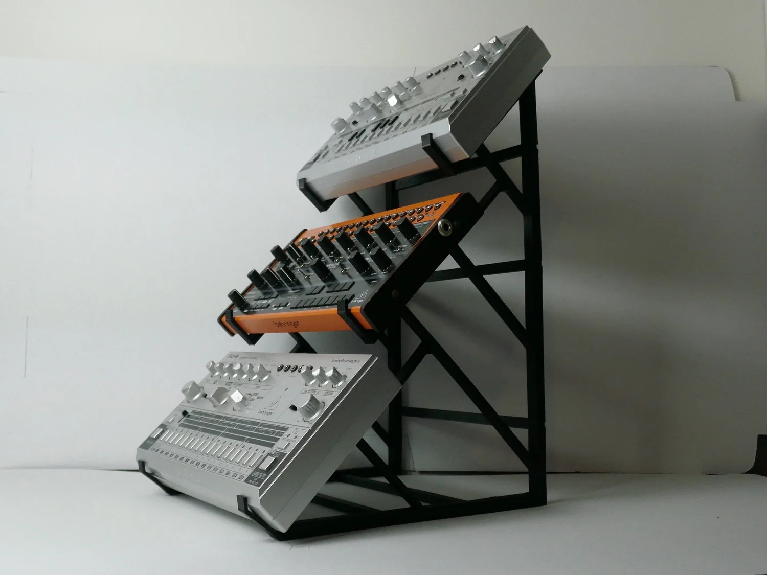 3 Tier Behringer Crave Spice Edge TD-3 RD-6 Desktop Synth