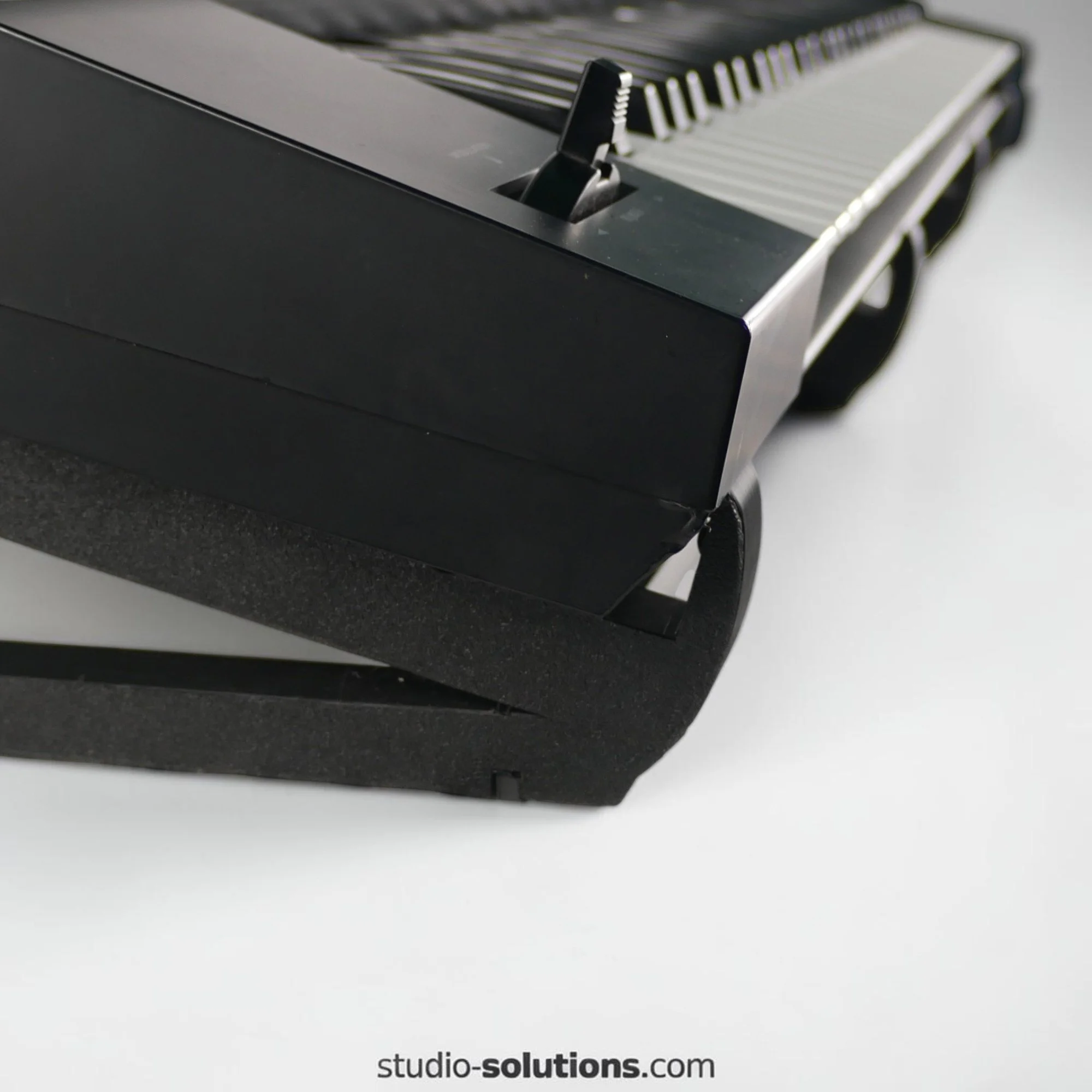 roland-d-10-desktop-synthesizer-support-stand-studio-solutions.jpg
