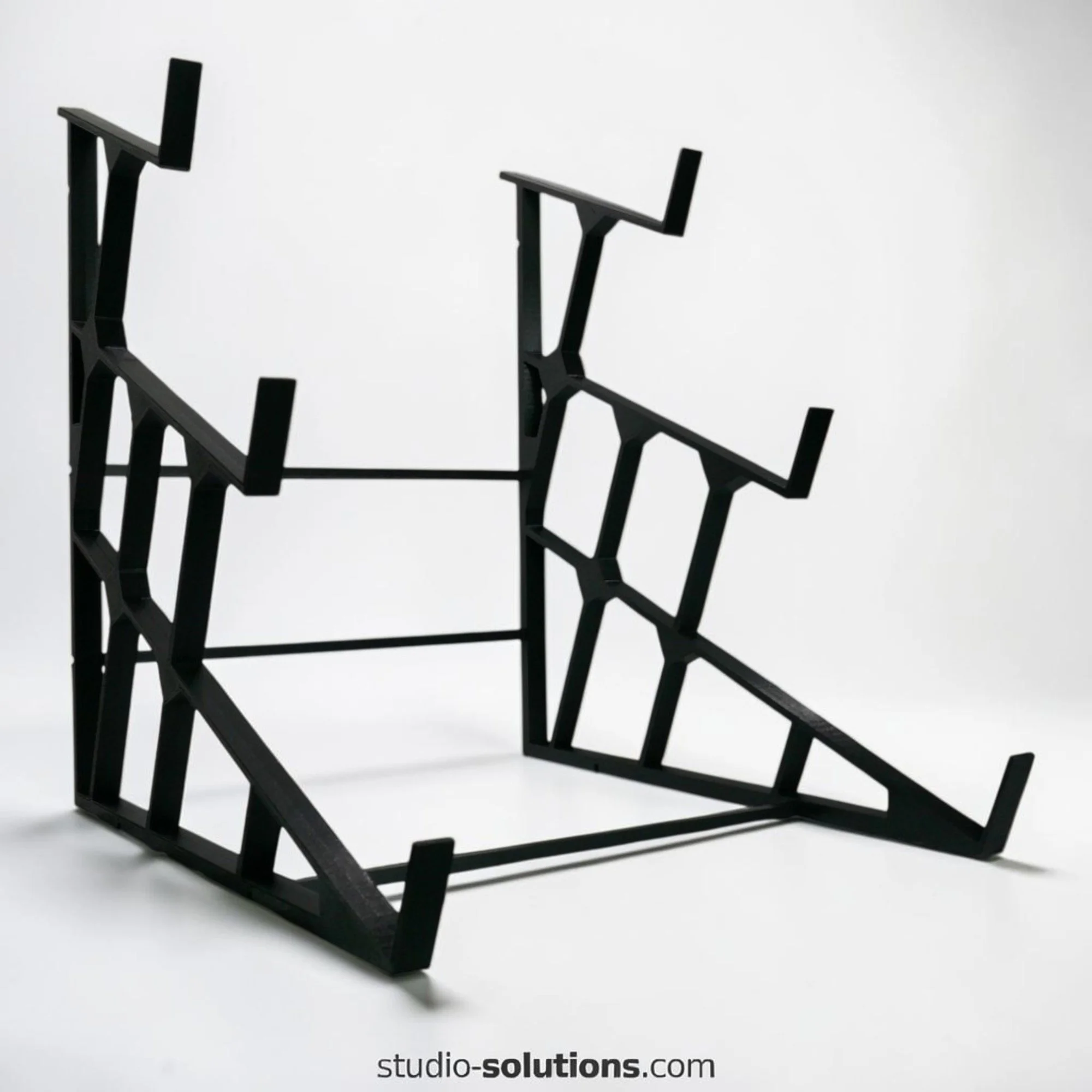 02-front-three-tiers.jpg