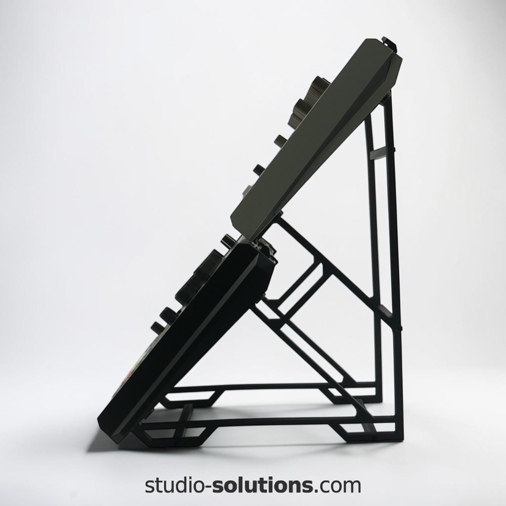 Space-Saving RD-8 and RD-9 Studio Stand.jpg