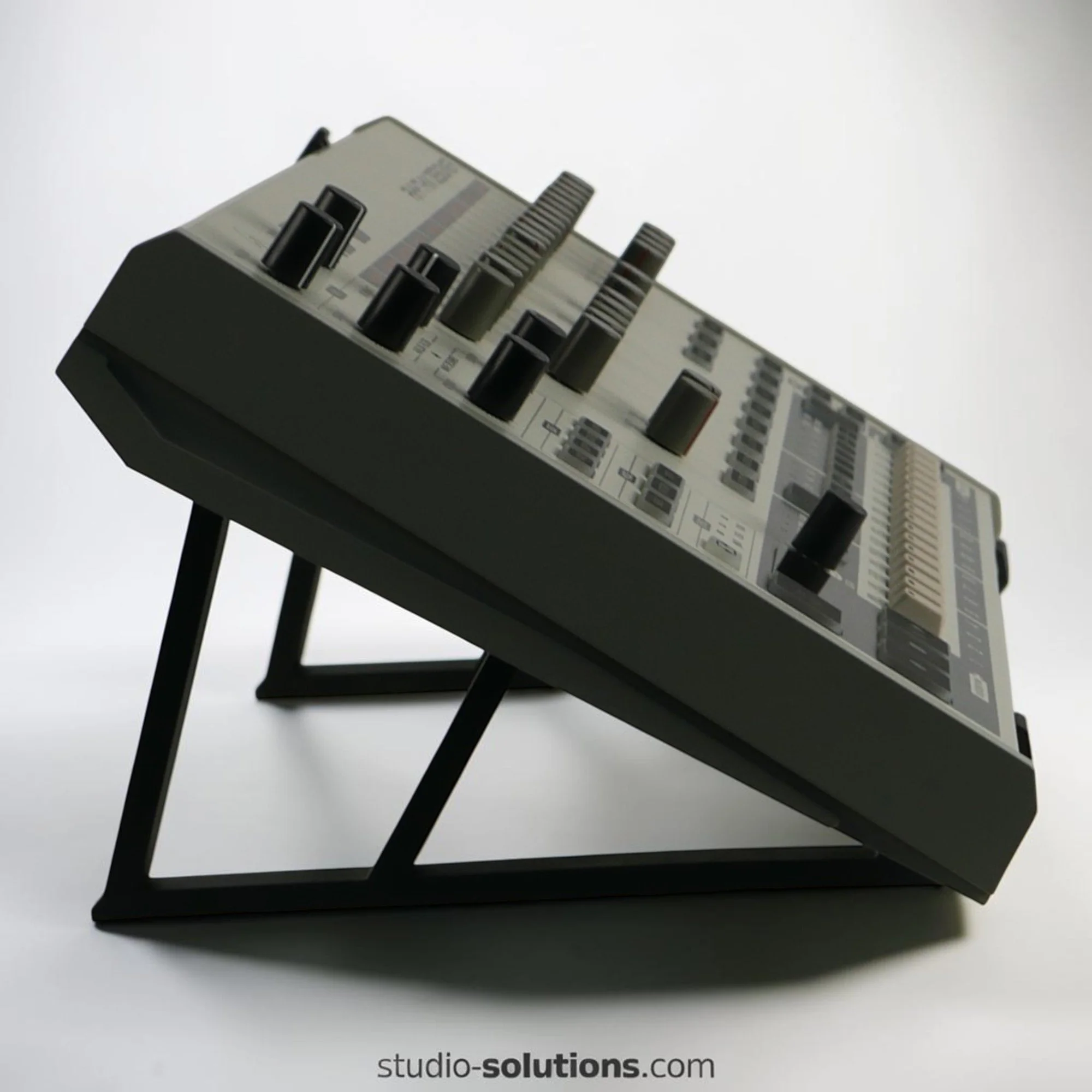 behringer-rd-9-30-degree-desktop-drum-machine-stand-studio-solutions-empty-stand-rear-view.jpg