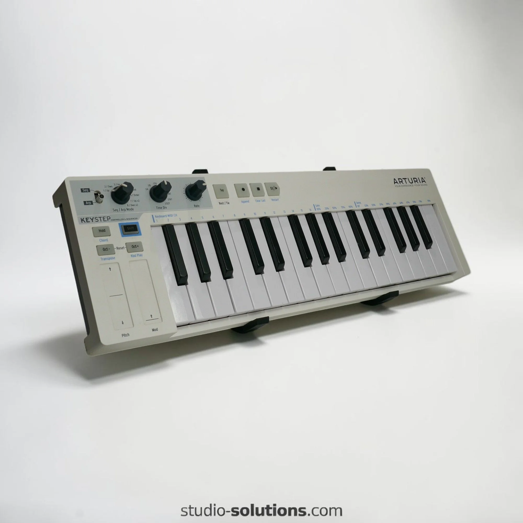 Arturia KeyStep Stand 60° Desktop MIDI Keyboard Controller Sequencer (2).jpg