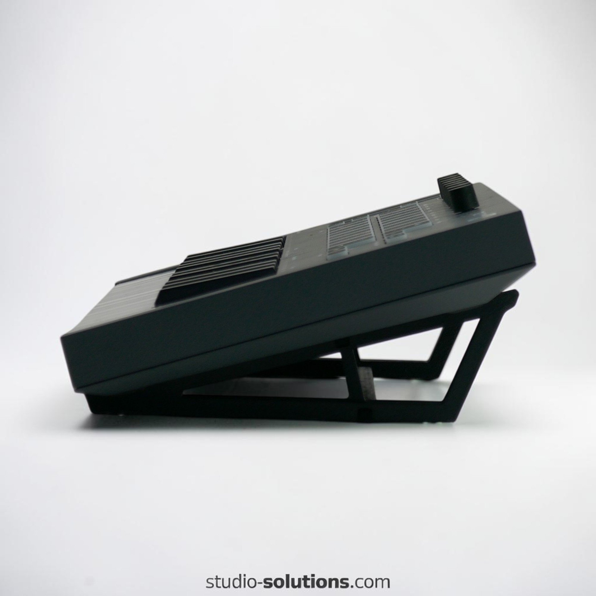 06-opposite-side-view.jpg