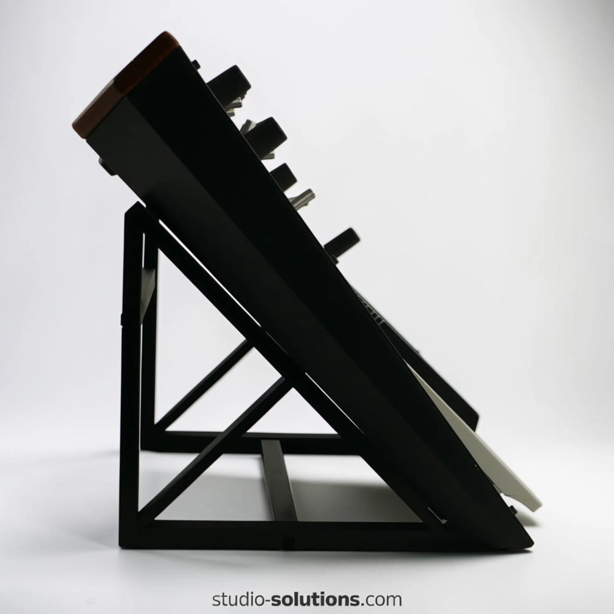 korg-monologue-xd-45-degree-desktop-synth-stand-studio-solutions-equipment-installed-front-view.jpg
