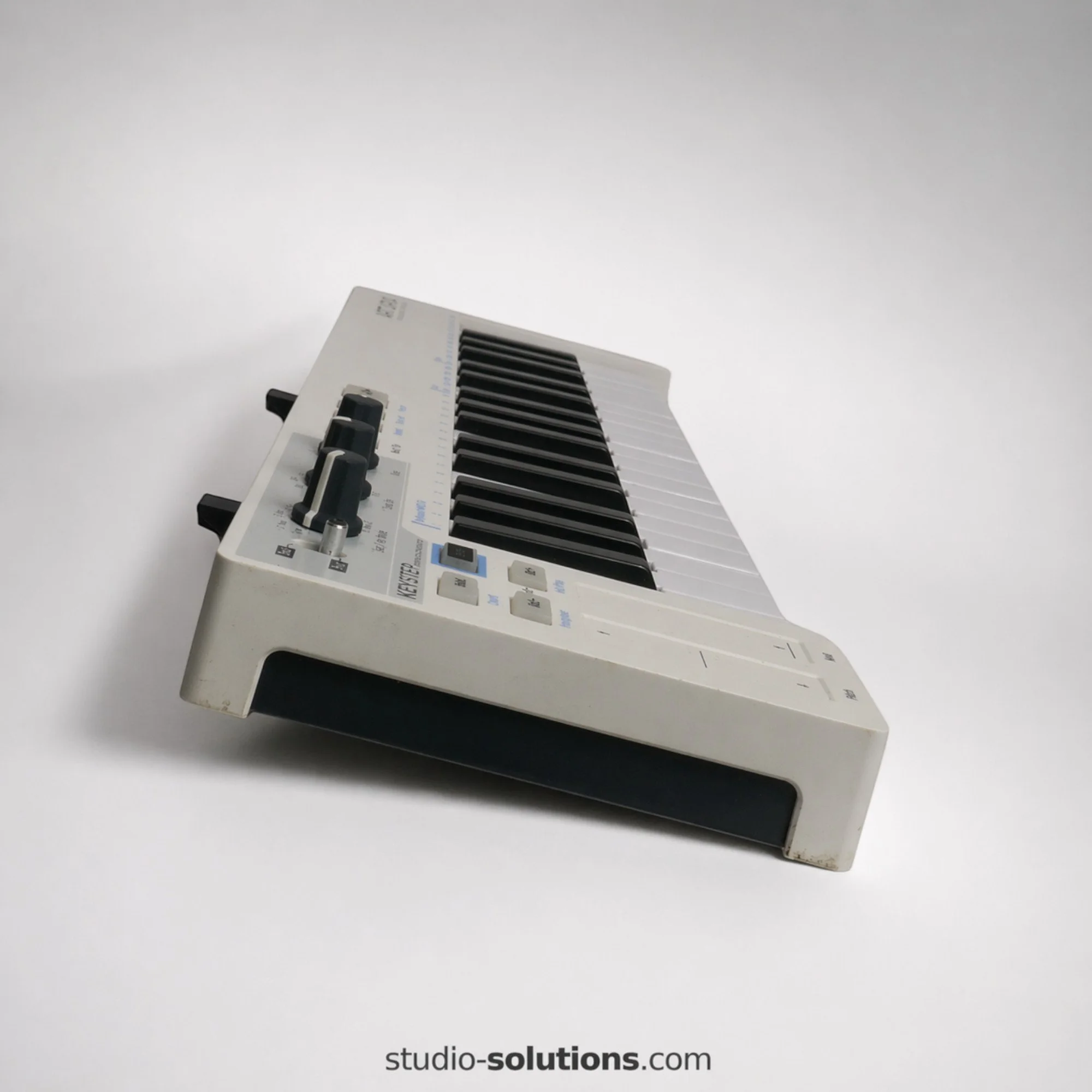 Arturia Keystep 15 Degree Midi Keyboard Controller Desktop Stand (2).jpg