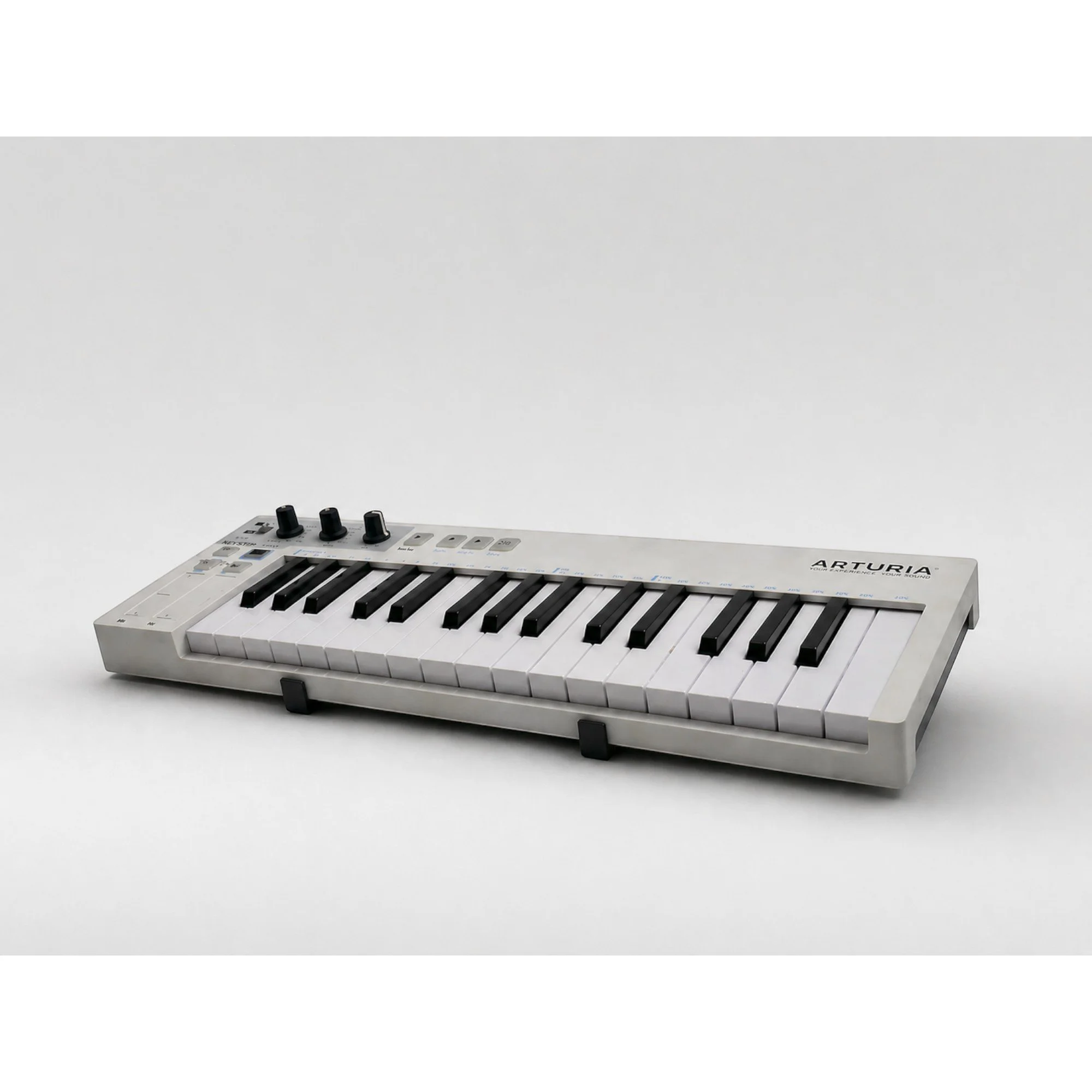 Arturia Keystep Midi Keyboard Controller Desktop Stand 22 Degrees (4).jpg