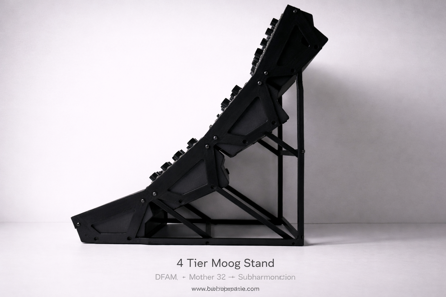 moog-4-tier-stand-mother32-dfam-subharmonicon-labyrinth-spectravox (6).png