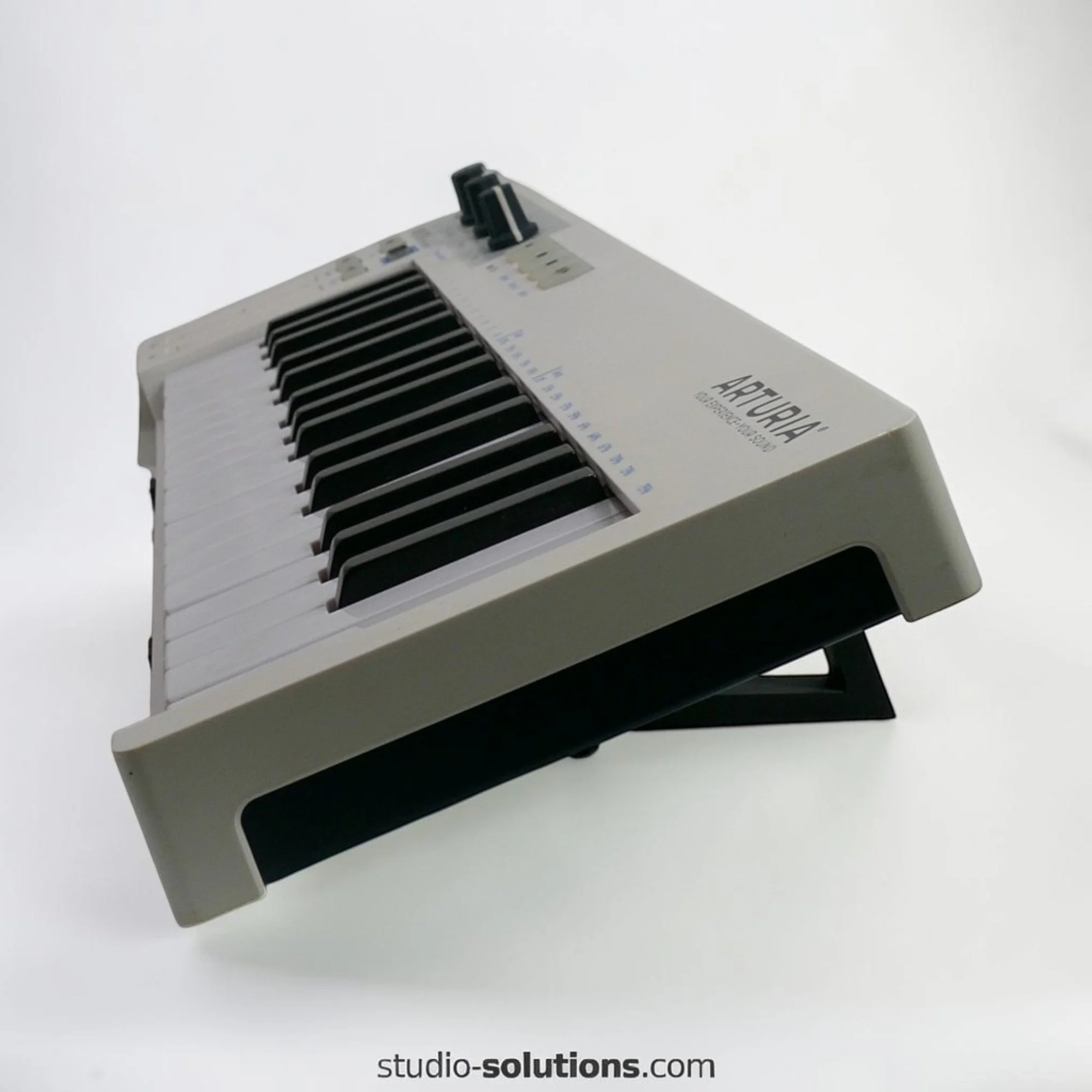 Arturia Keystep Midi Keyboard Controller Desktop Stand 22 Degrees (5).jpg