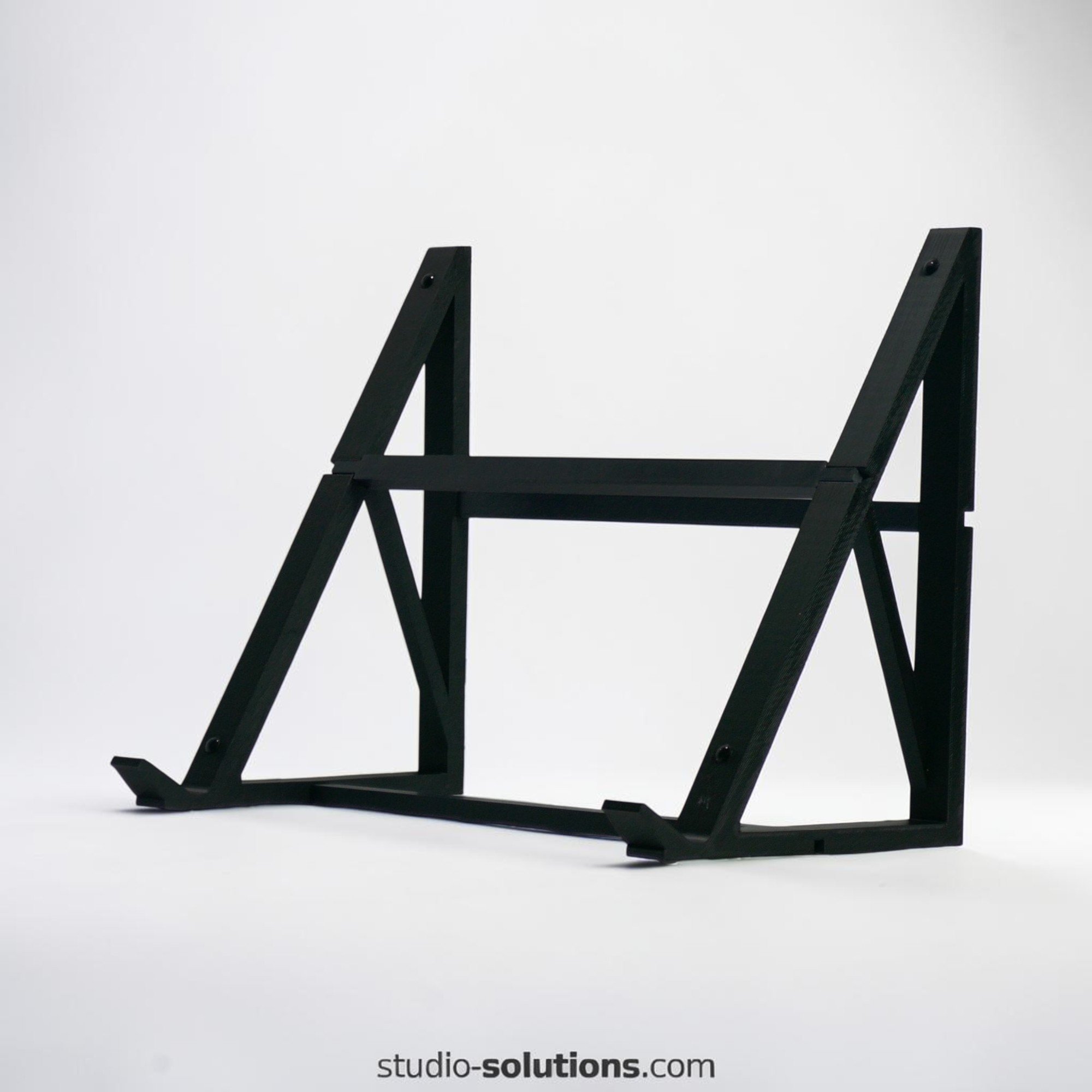 large-desktop-synth-stand-60-degree-for-drum-machines-grooveboxes-and-controllers (4).jpg