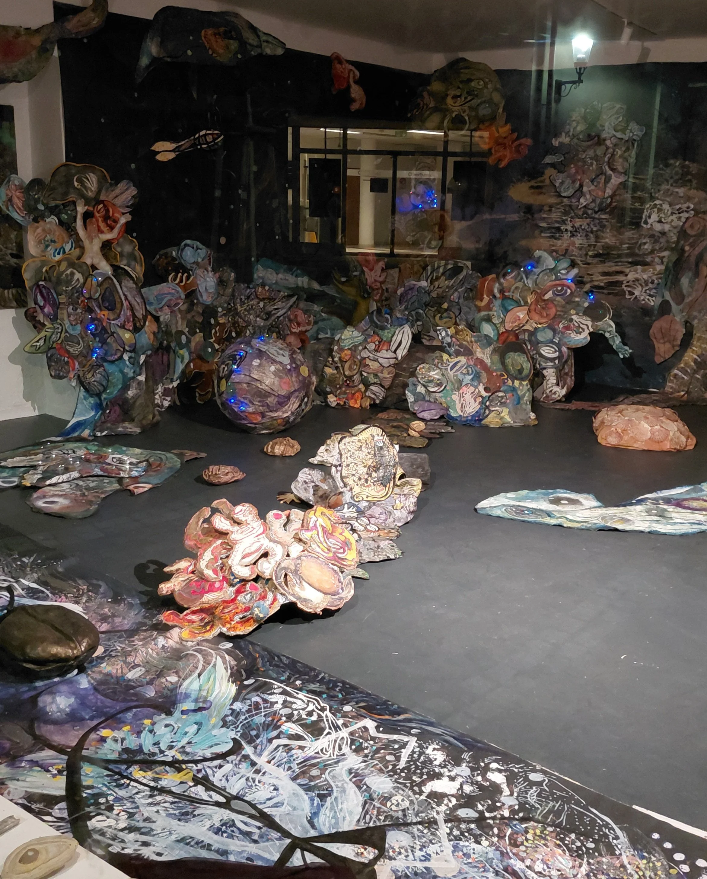 poetic installation DIVE