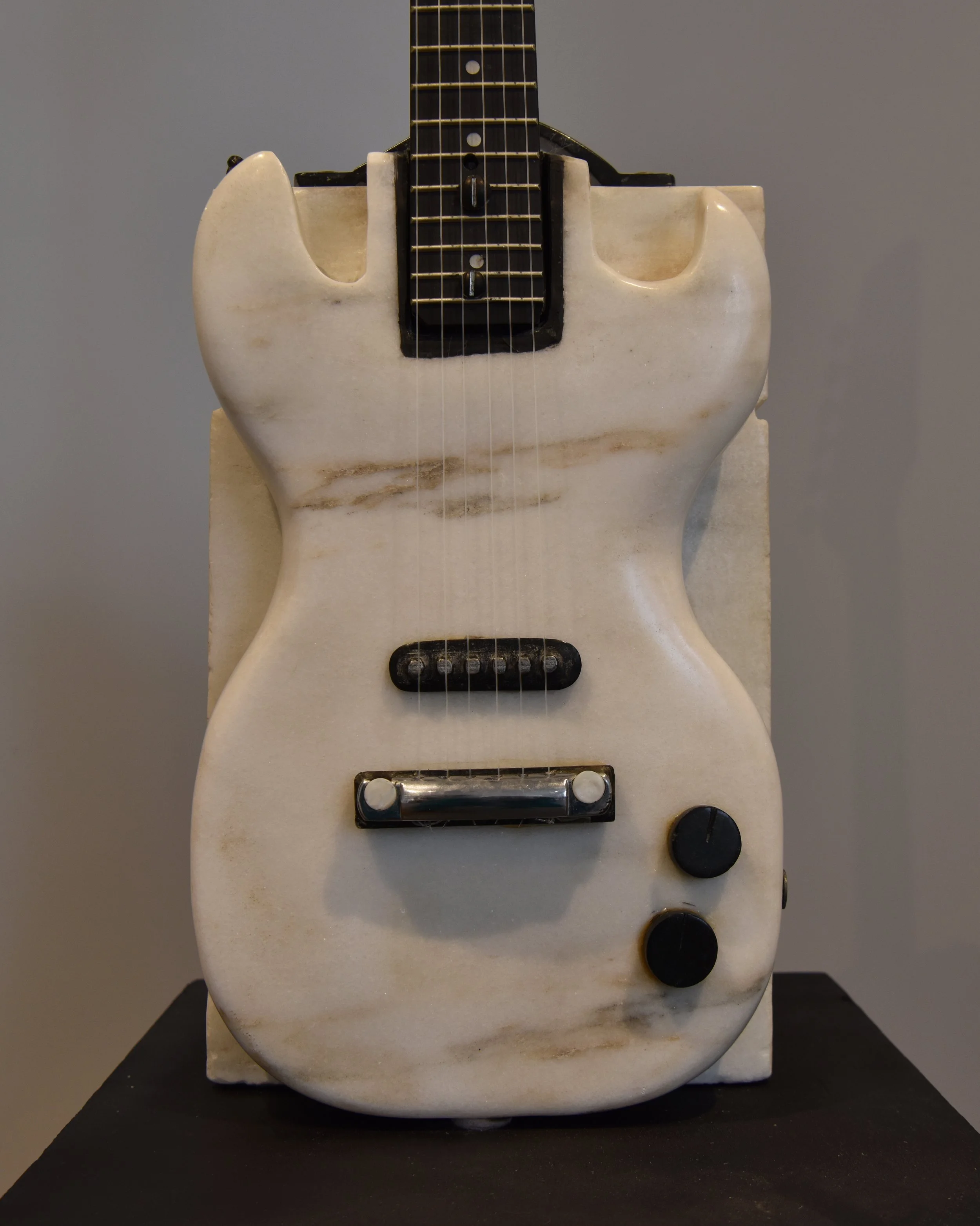 Smooth Guitar Body.jpeg