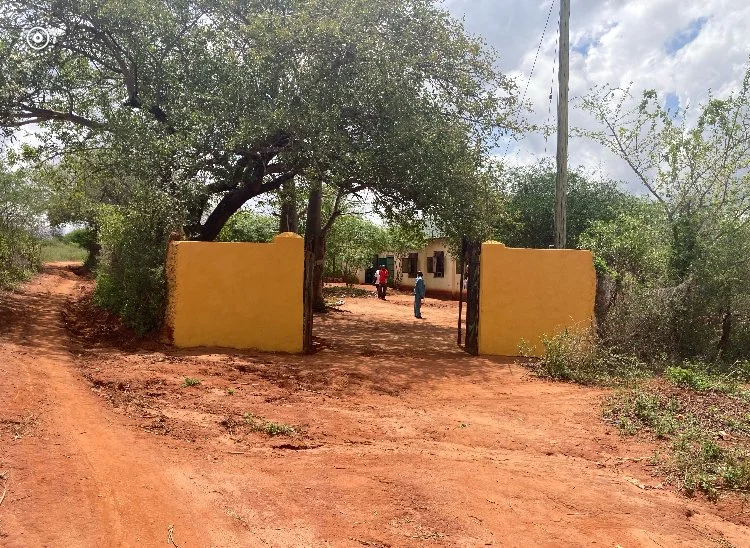 3b-Kyoani Church Gates.png