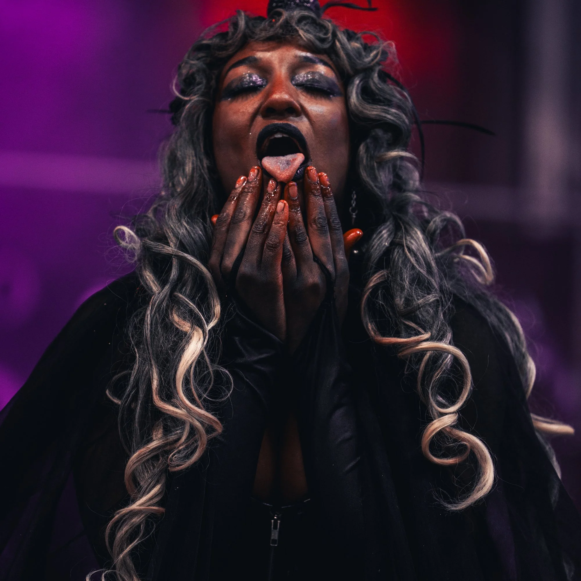 PERFORMANCE TIMES: 4:30pm &amp; 7:50pm