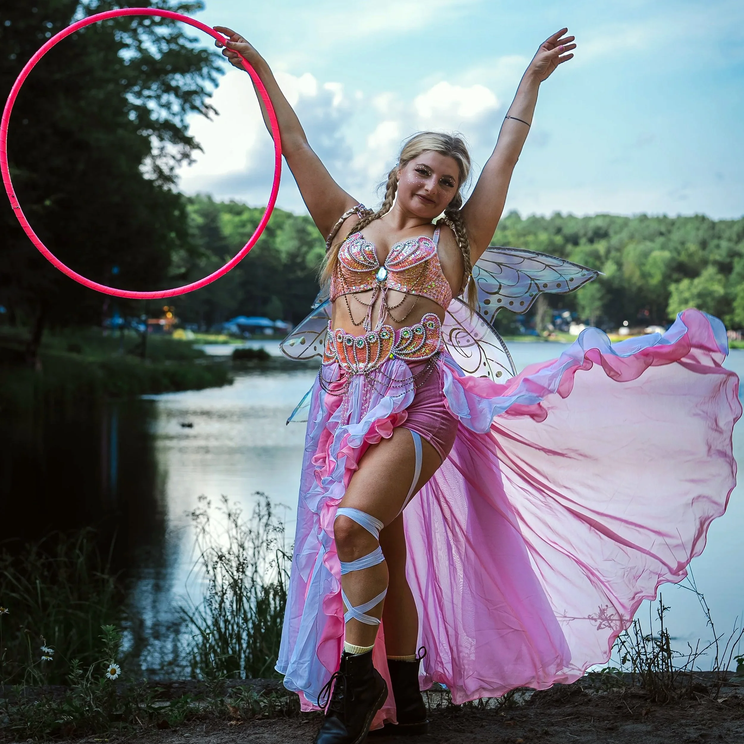 PERFORMANCE TIMES: 4:00pm, 6:10pm &amp; 8:50pm 