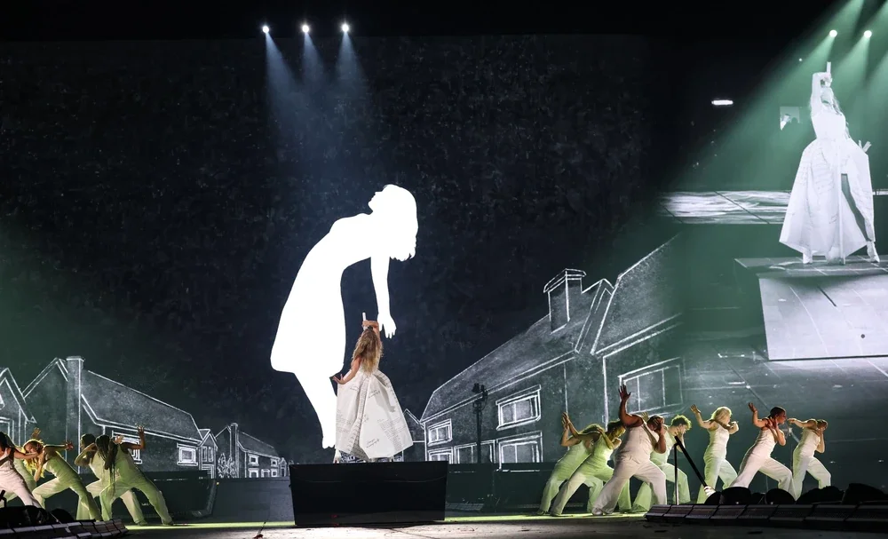 Eras_Tour_TTPD_WAOLOM_7.webp